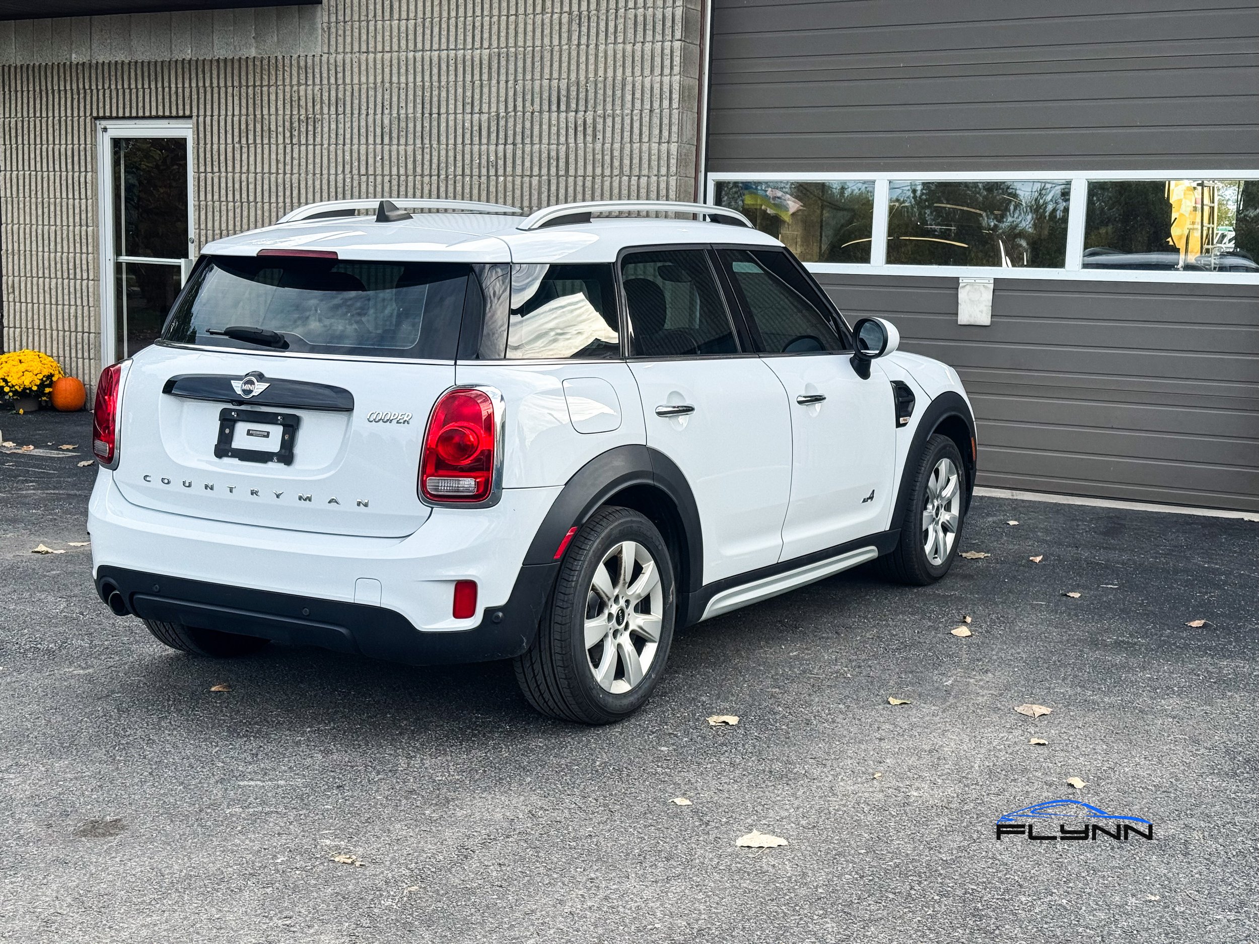 2018-MINI-COUNTRYMAN-FLYNN-AUTOMOTIVE-03.jpg