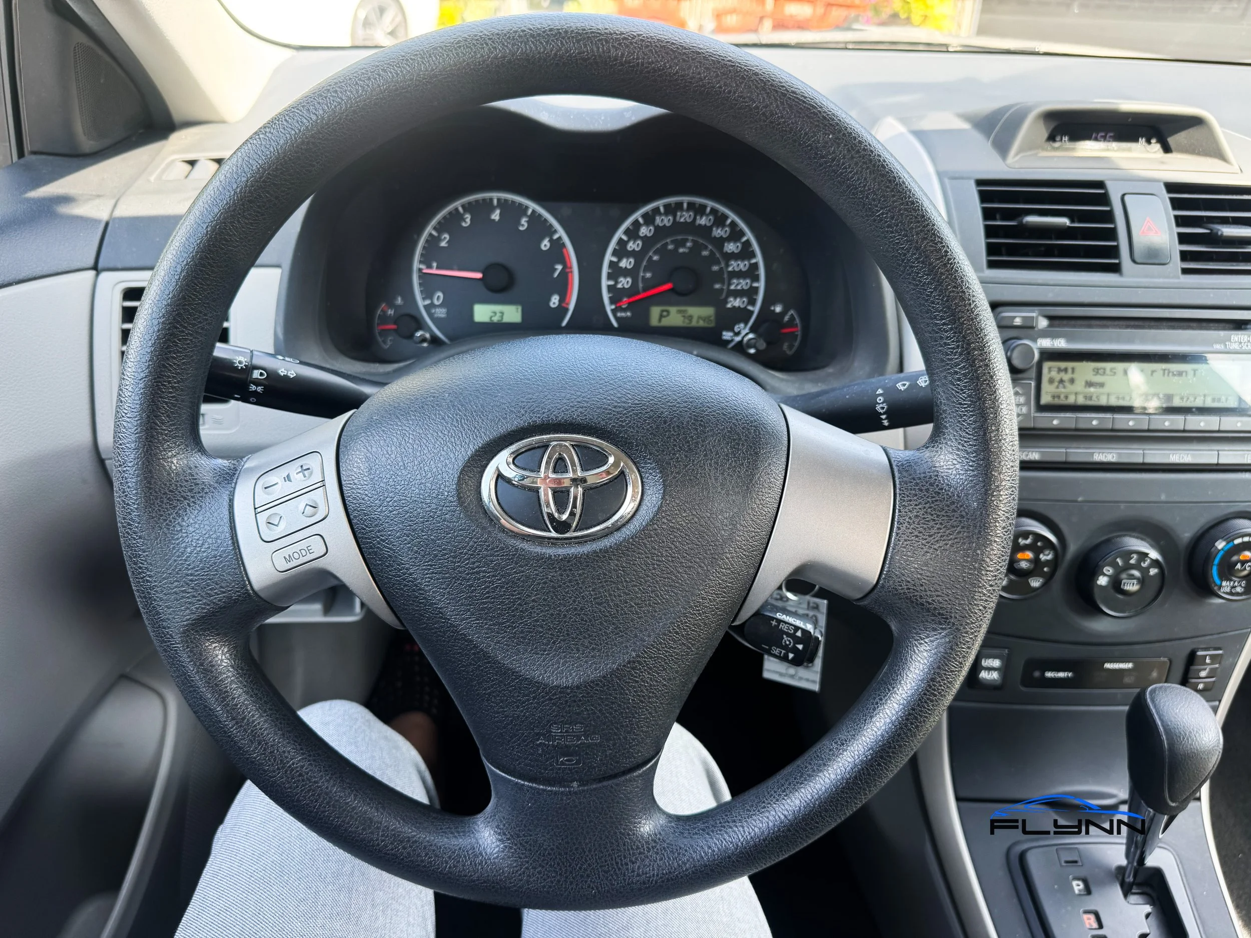 2012-TOYOTA-COROLLA-FLYNN-AUTOMOTIVE-02.jpg