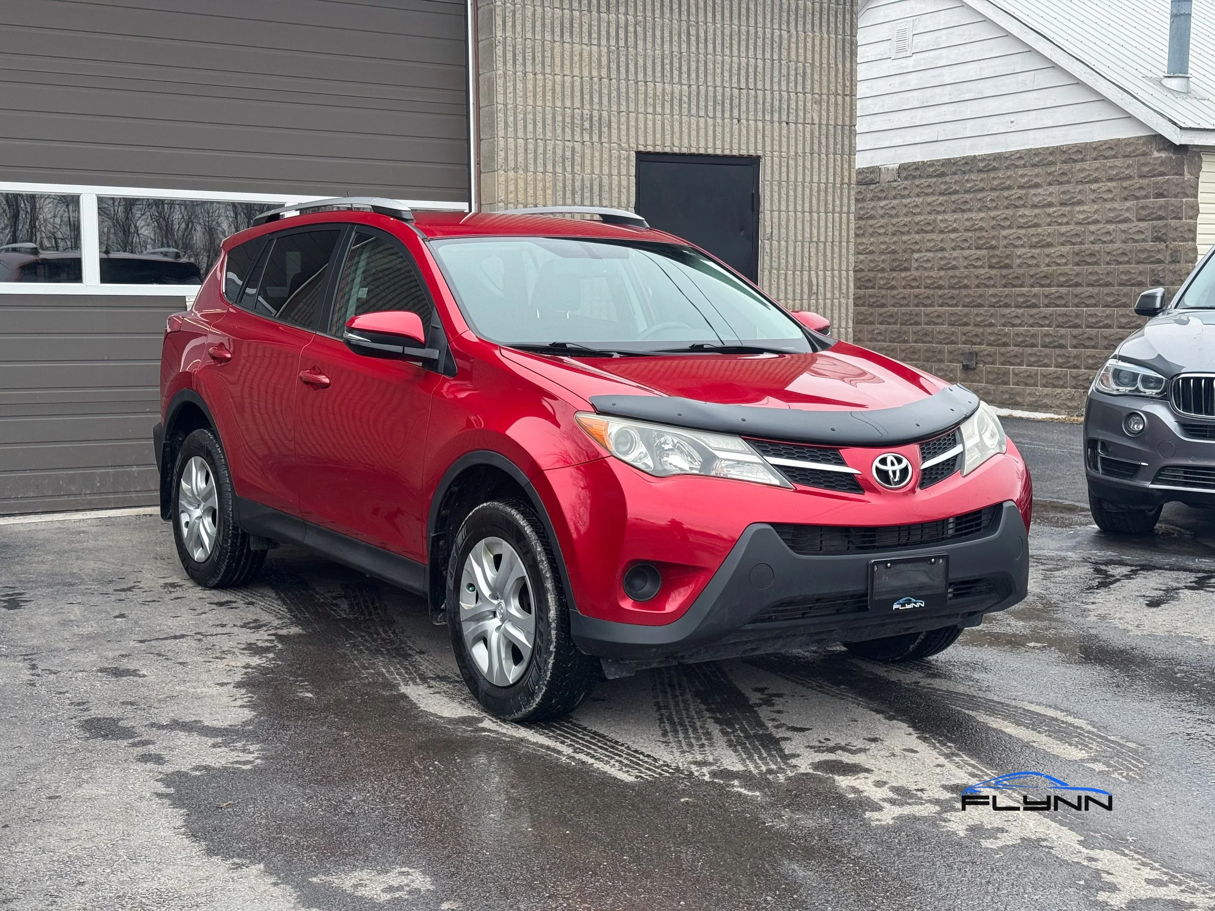 2015-TOYOTA-RAV4-FLYNN-AUTOMOTIVE-11.jpg