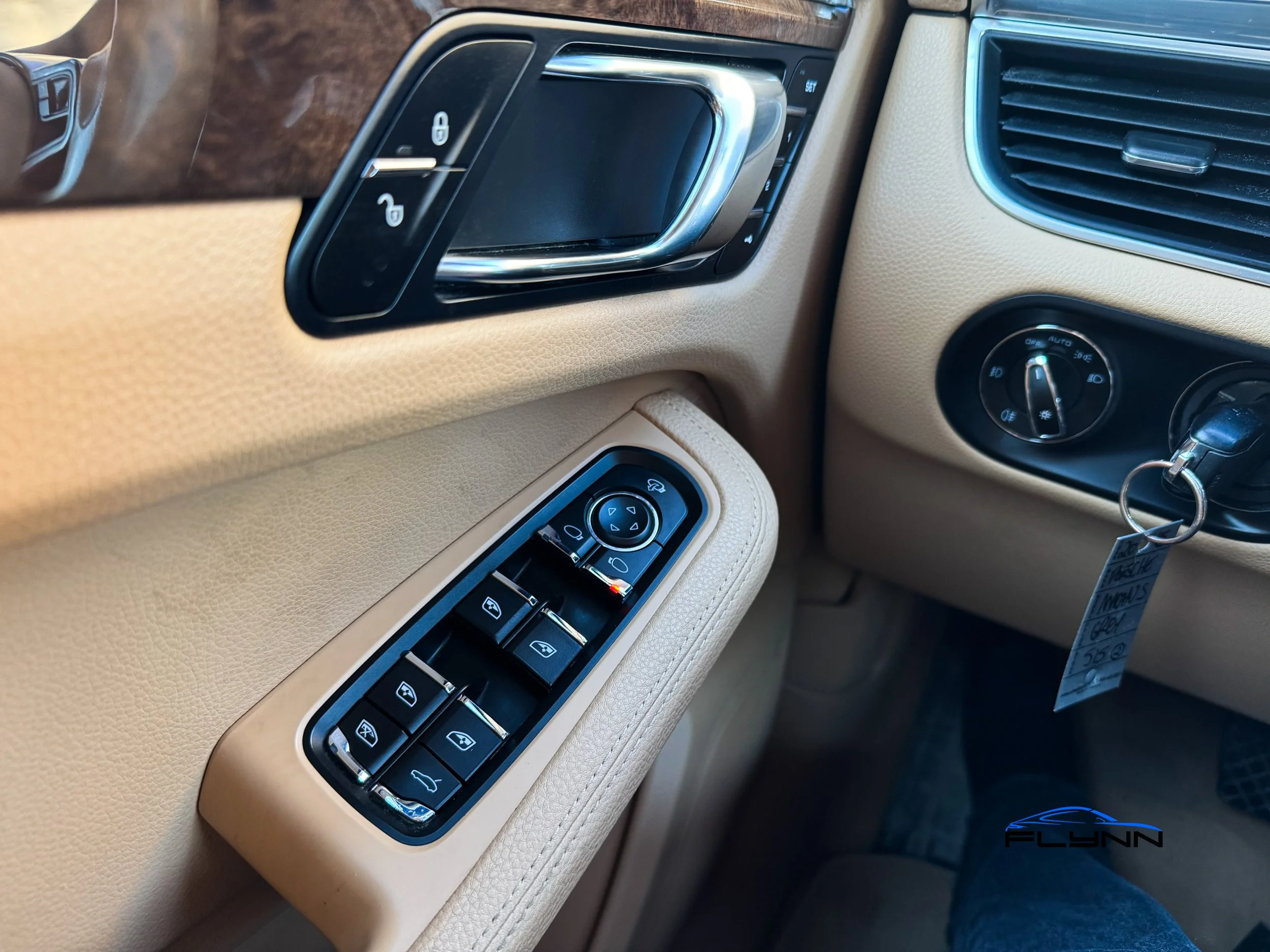 2015-Porsche-Macan-S-Flynn-Automotive-01.jpg