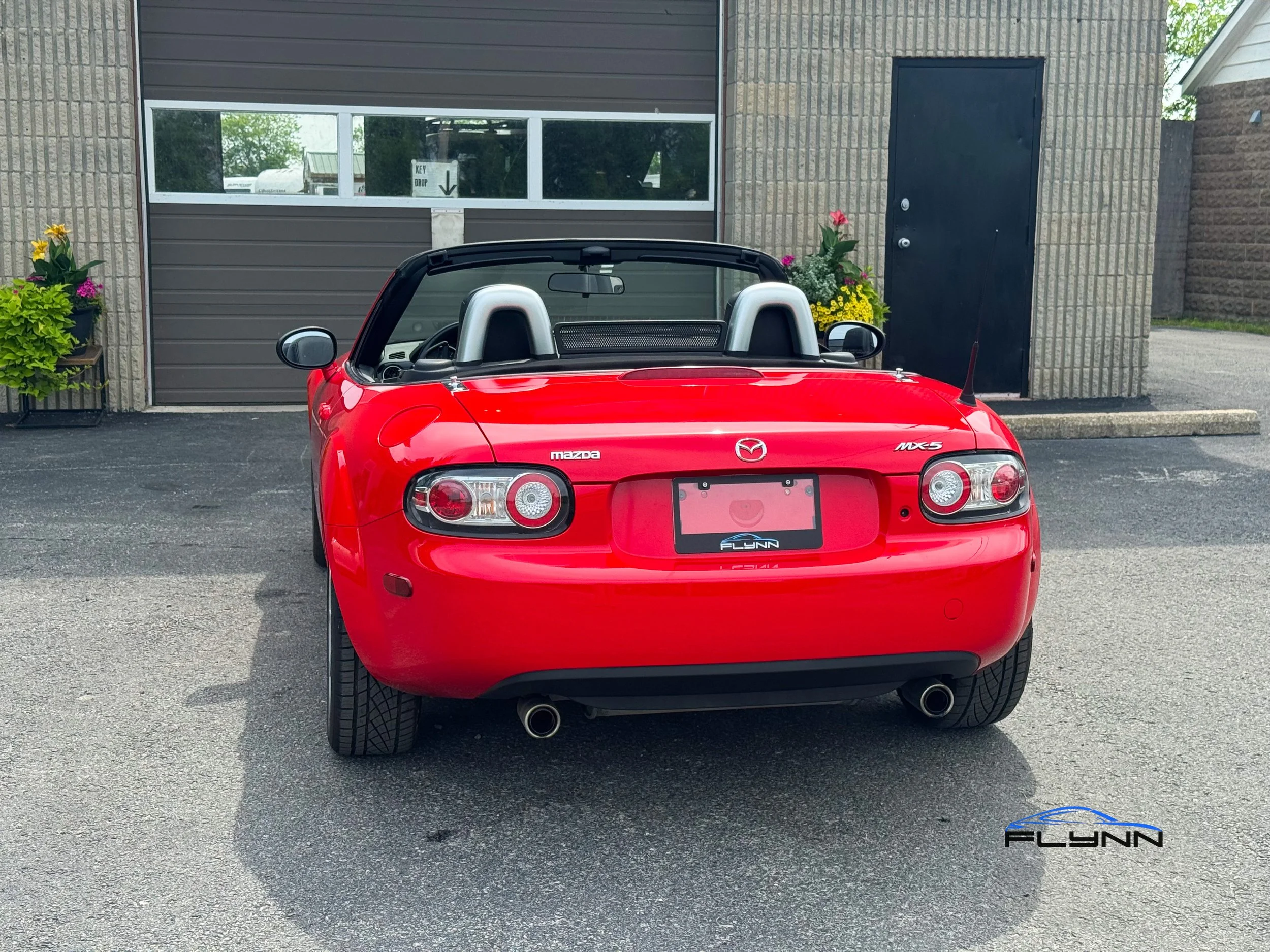 2006-Mazda-MX5-FLYNN-AUTOMOTIVE-19.jpg