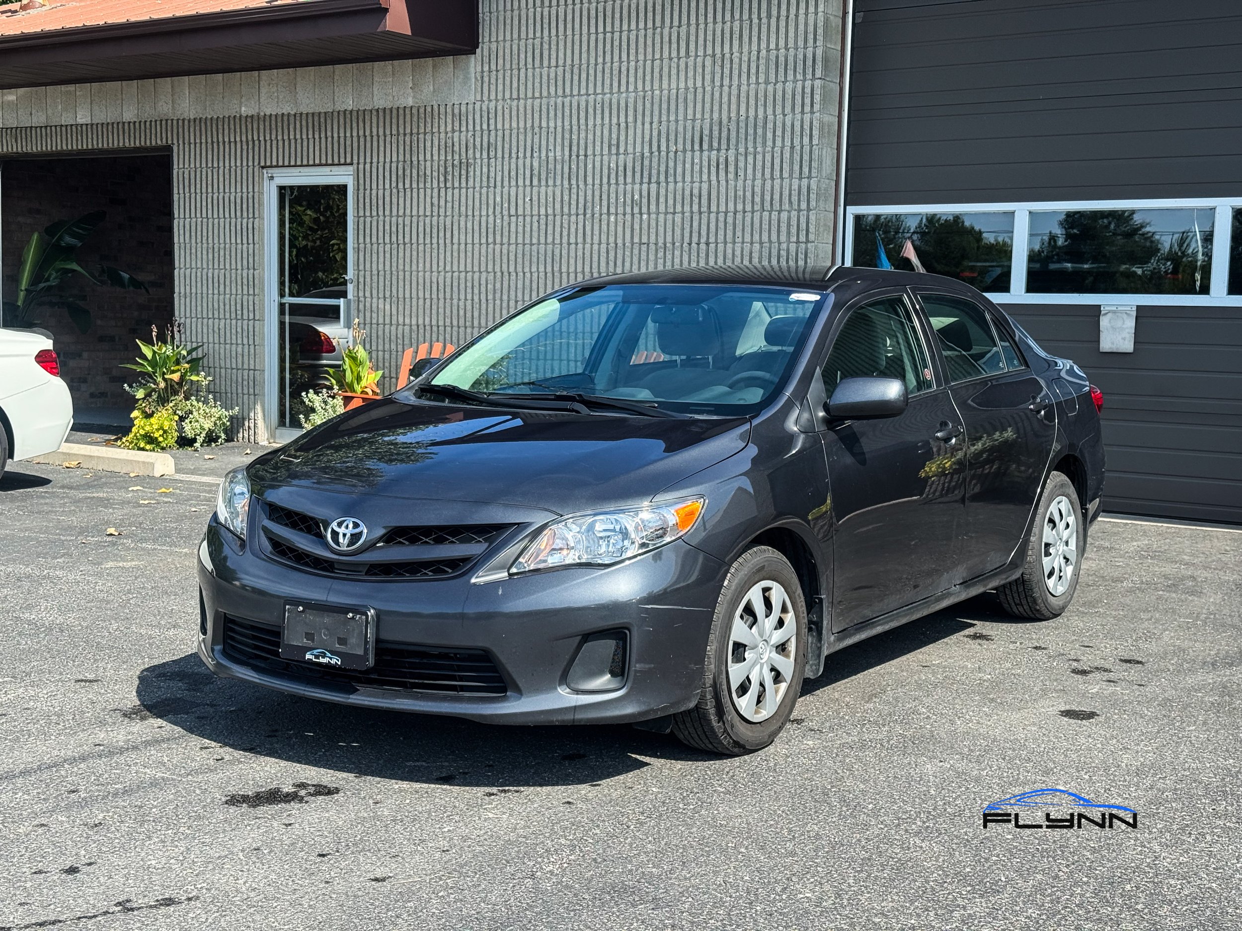 2012-TOYOTA-COROLLA-FLYNN-AUTOMOTIVE-17.jpg