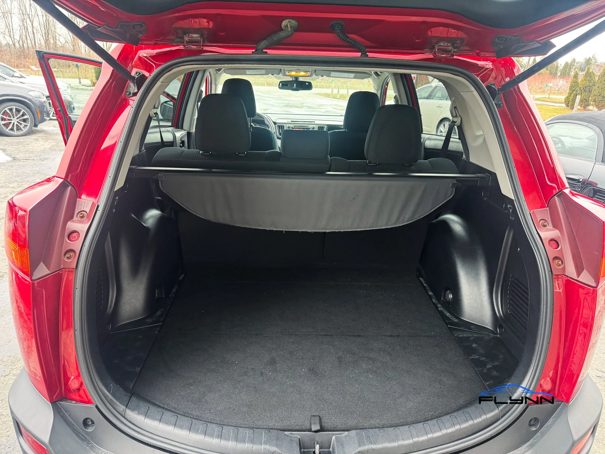 2015-TOYOTA-RAV4-FLYNN-AUTOMOTIVE-22.jpg