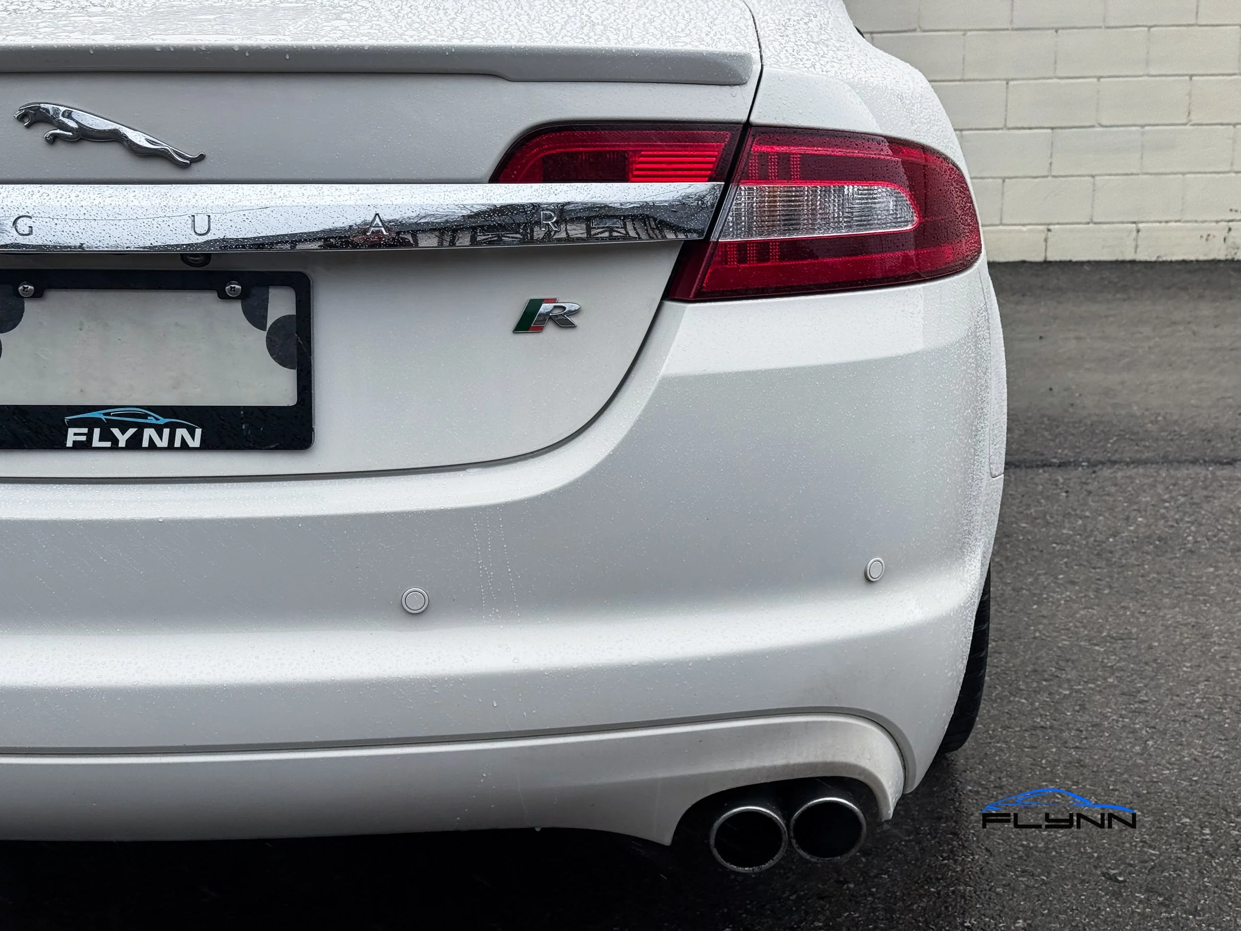 2010-Jaguar-XFR-Flynn-Automotive-20.jpg