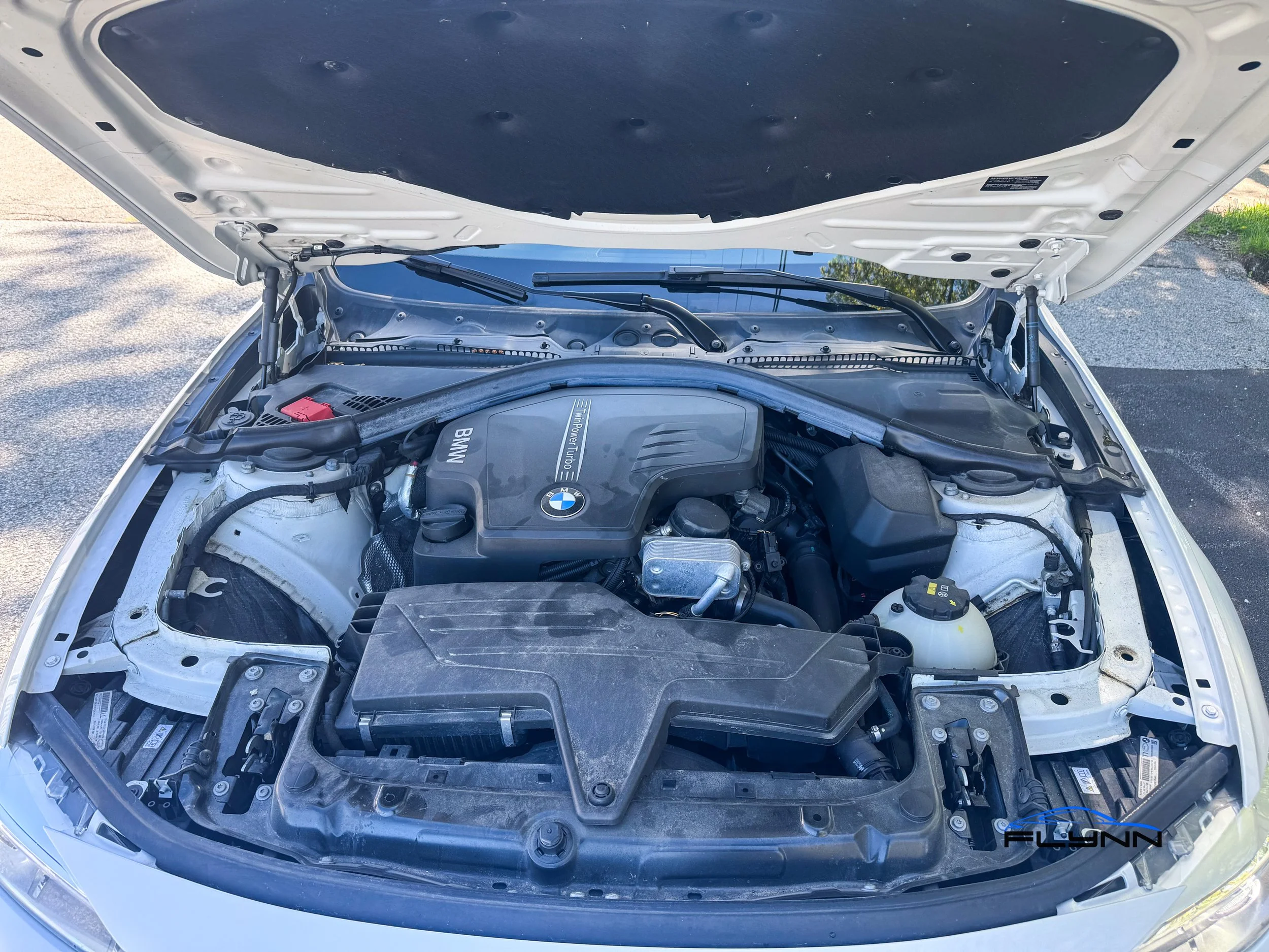2014-BMW-328IXDRIVE-FLYNN-AUTOMOTIVE-17.jpg