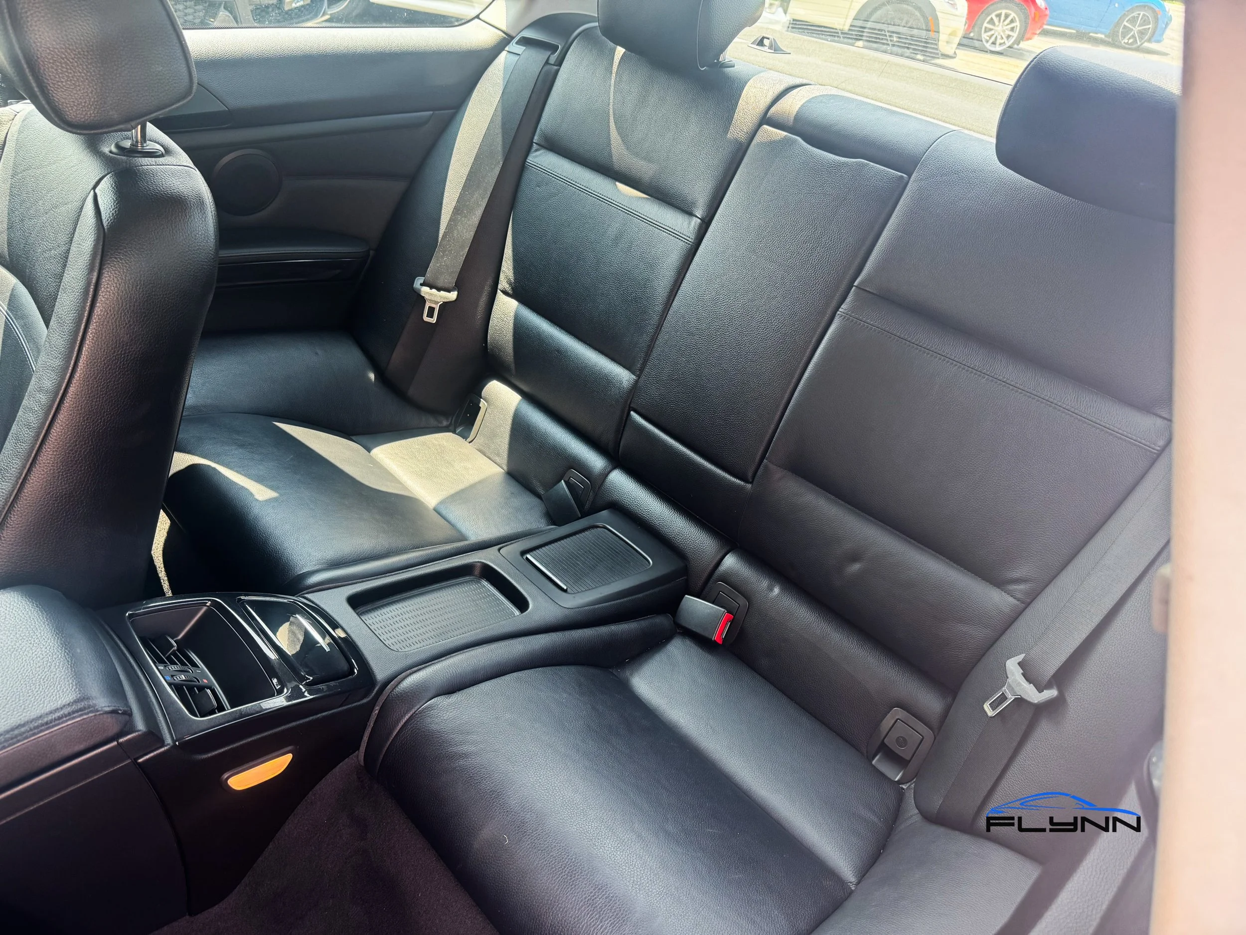 2013-BMW-328IXDRIVE-FLYNN-AUTOMOTIVE-15.jpg