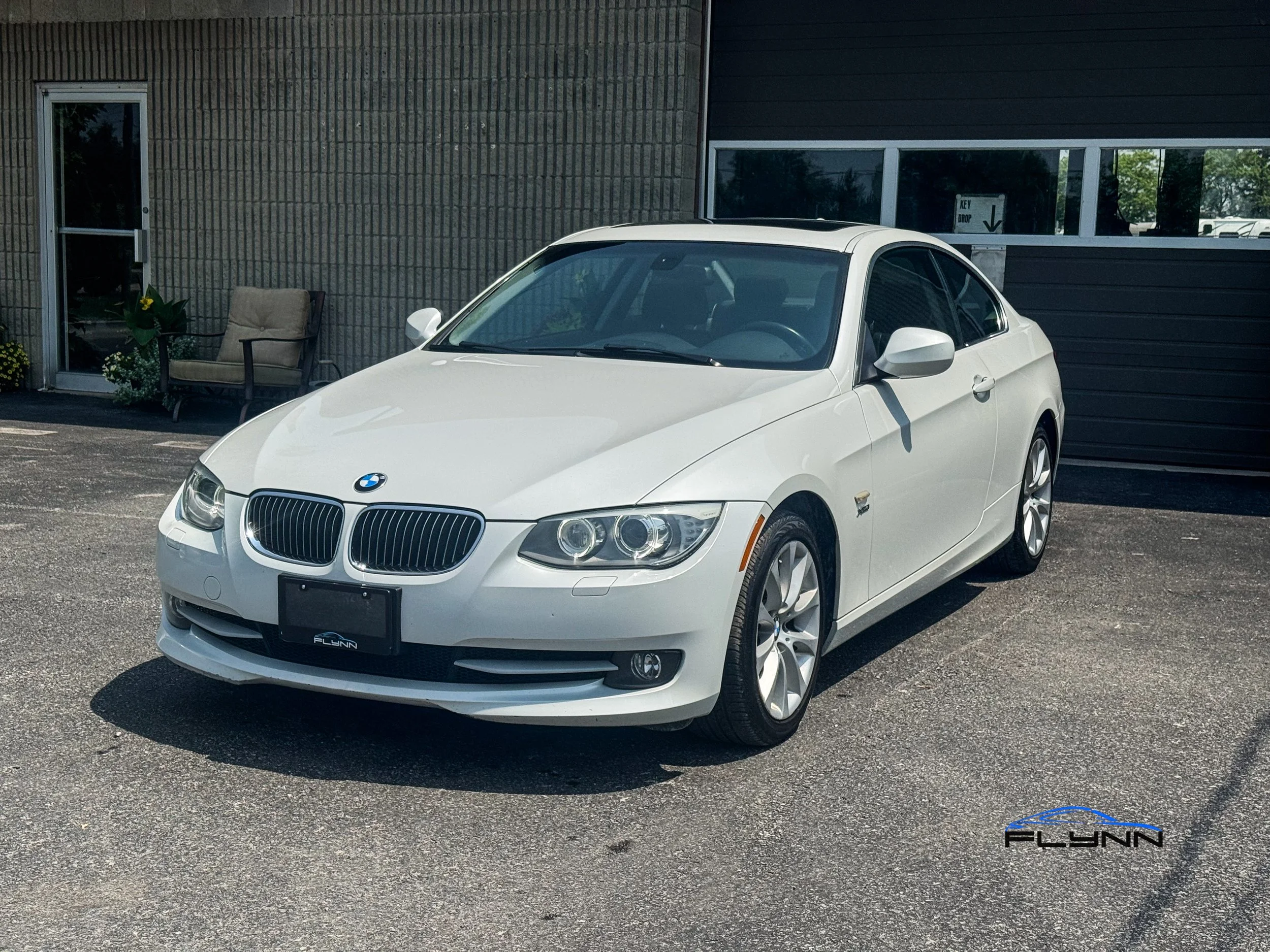 2013-BMW-328IXDRIVE-FLYNN-AUTOMOTIVE-35.jpg