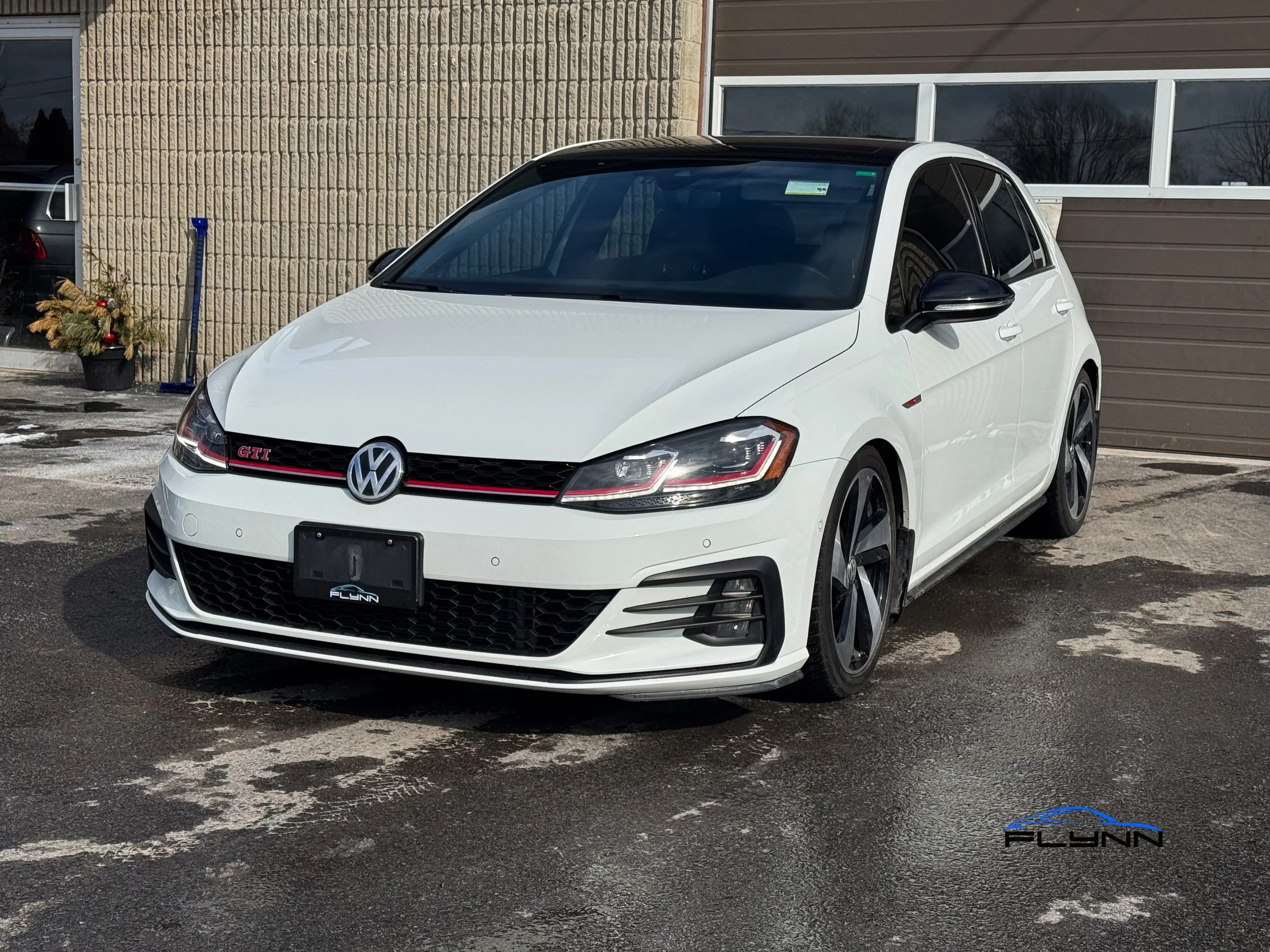 2018-VW-GTI-FLYNN-AUTOMOTIVE-28.jpg