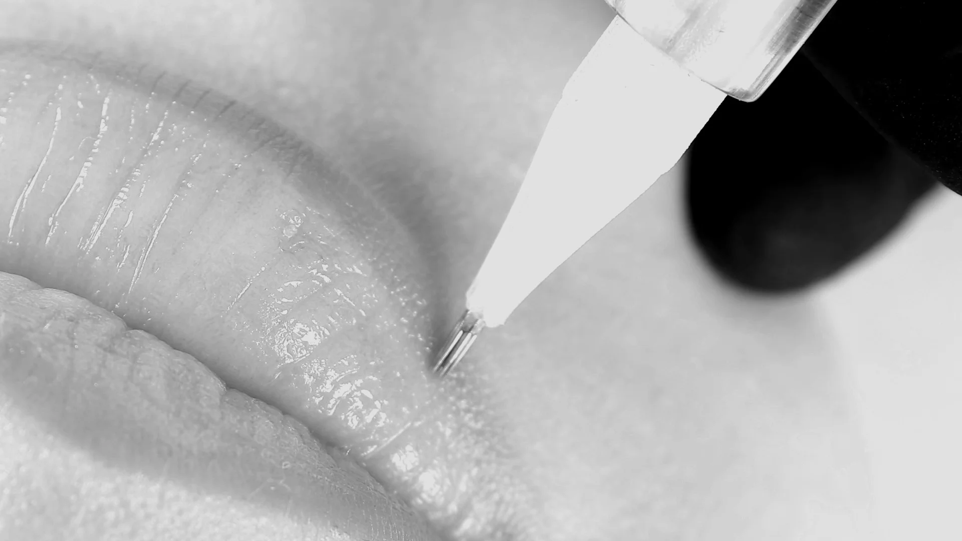 PERMANENT MAKEUP