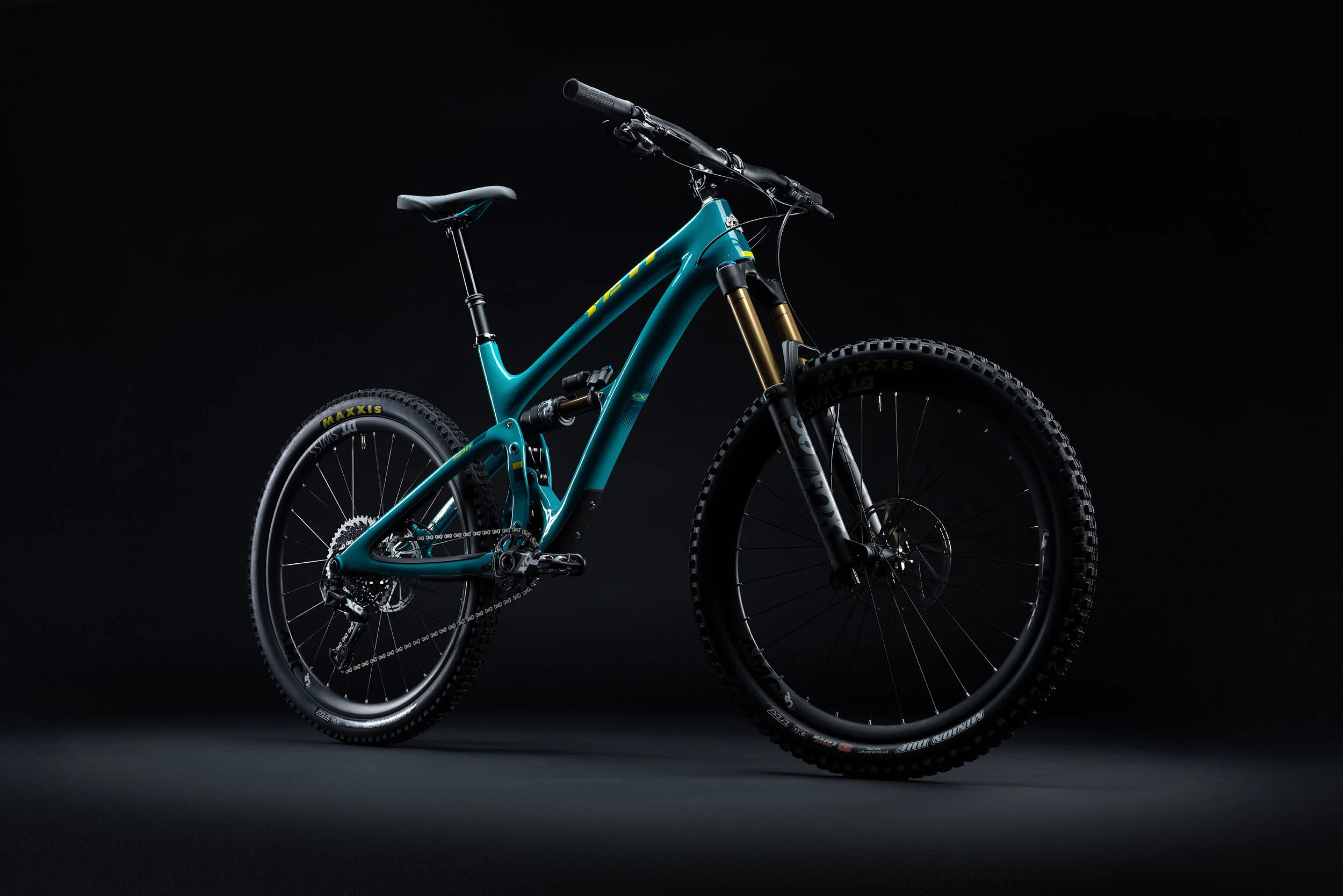 2019_YetiCycles_SB6_TS_Turq_Dark_X01.jpg