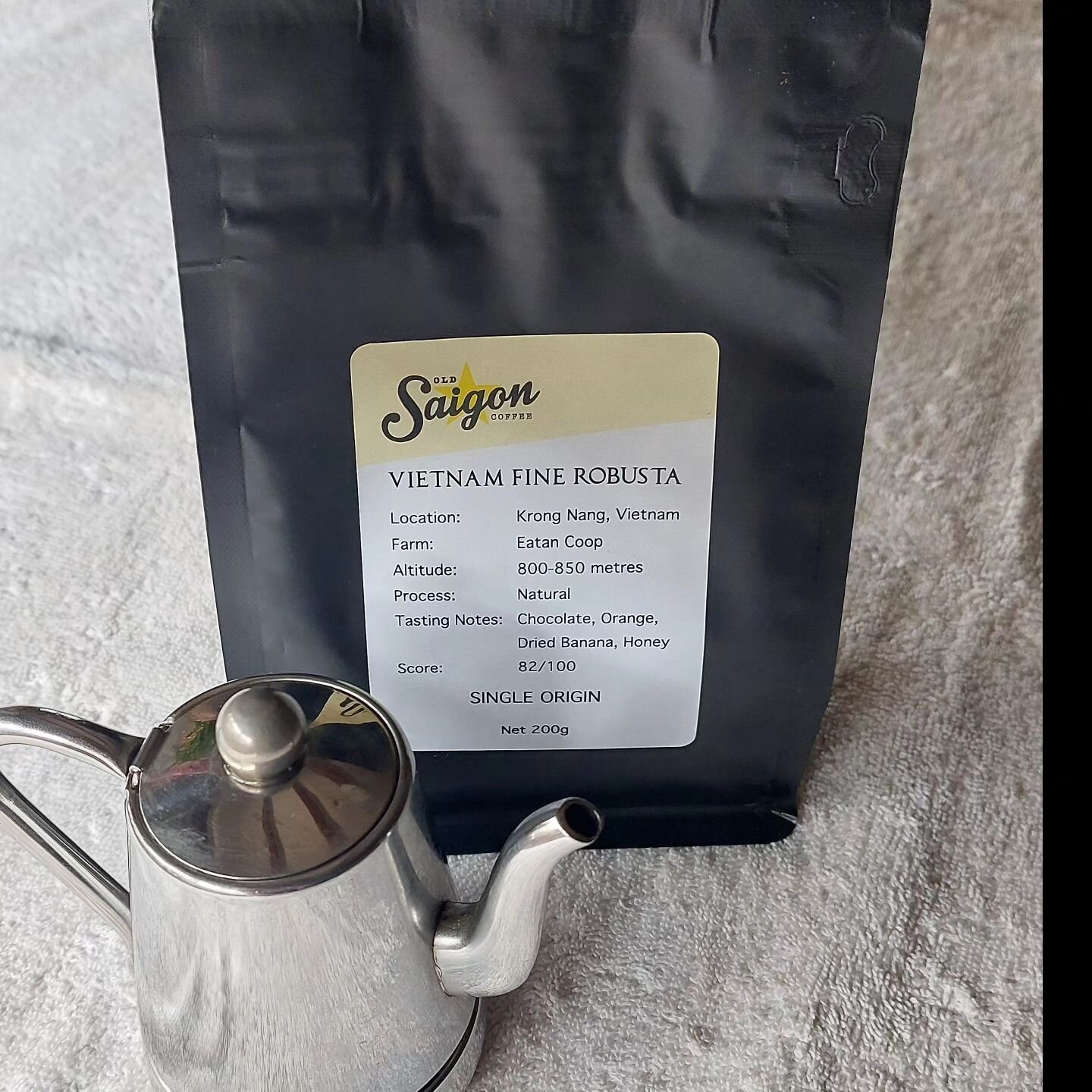 Old Saigon authentic single origin Fine Robusta. Suppliers of Vietnamese coffee for 23 years.
#specialtyrobusta #streetfood #robusta #arabica #coffee #capheden #capheda #filtercoffee #coffee #coffeeroasting
#vietnamesecoffee #caphesuada #caphe #coffe