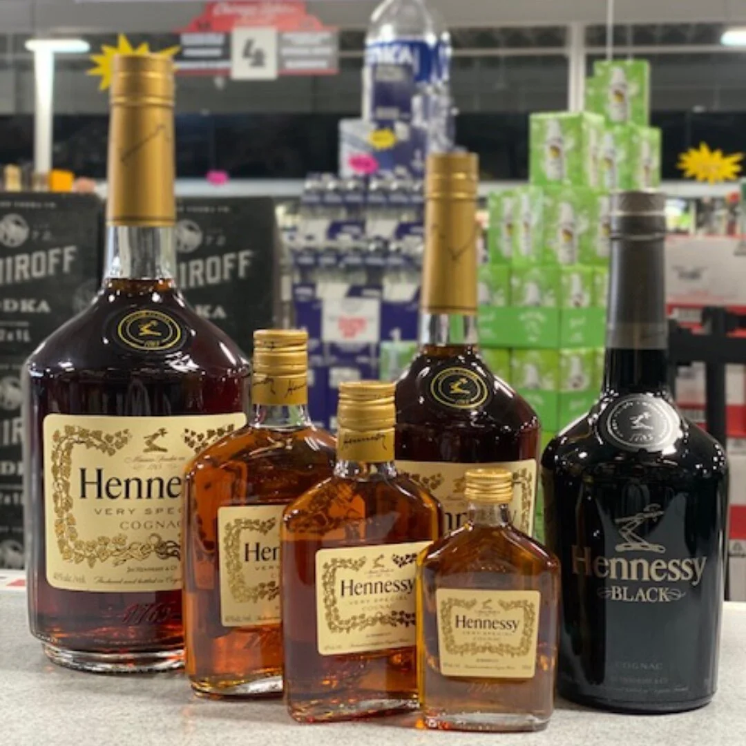 There's no shortage of @hennessy at #chicagolakeliquors! Whatever size you're looking for, we've got it. Open till 6pm today. #cheers