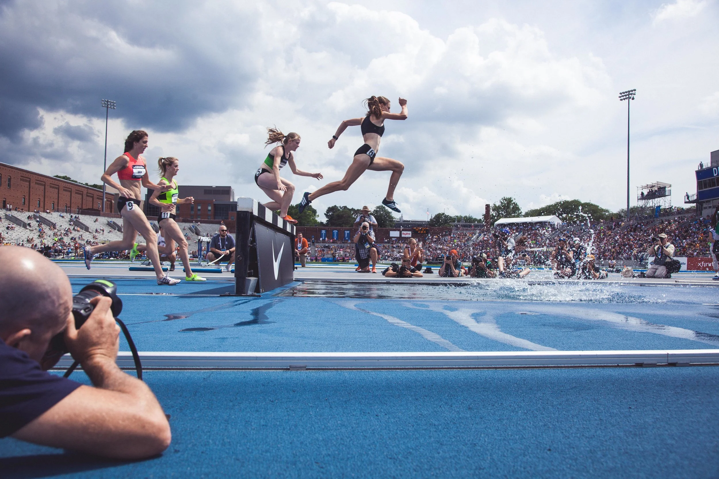 Women's steeple 2018-8.jpg