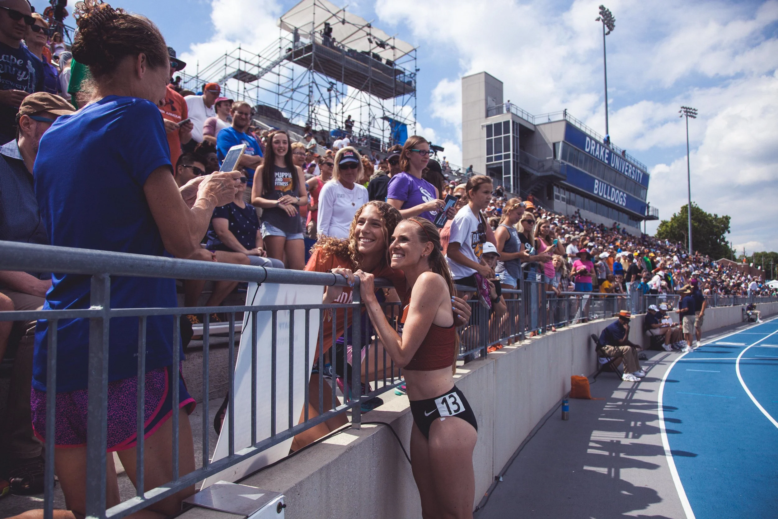 Women's steeple 2018-19.jpg