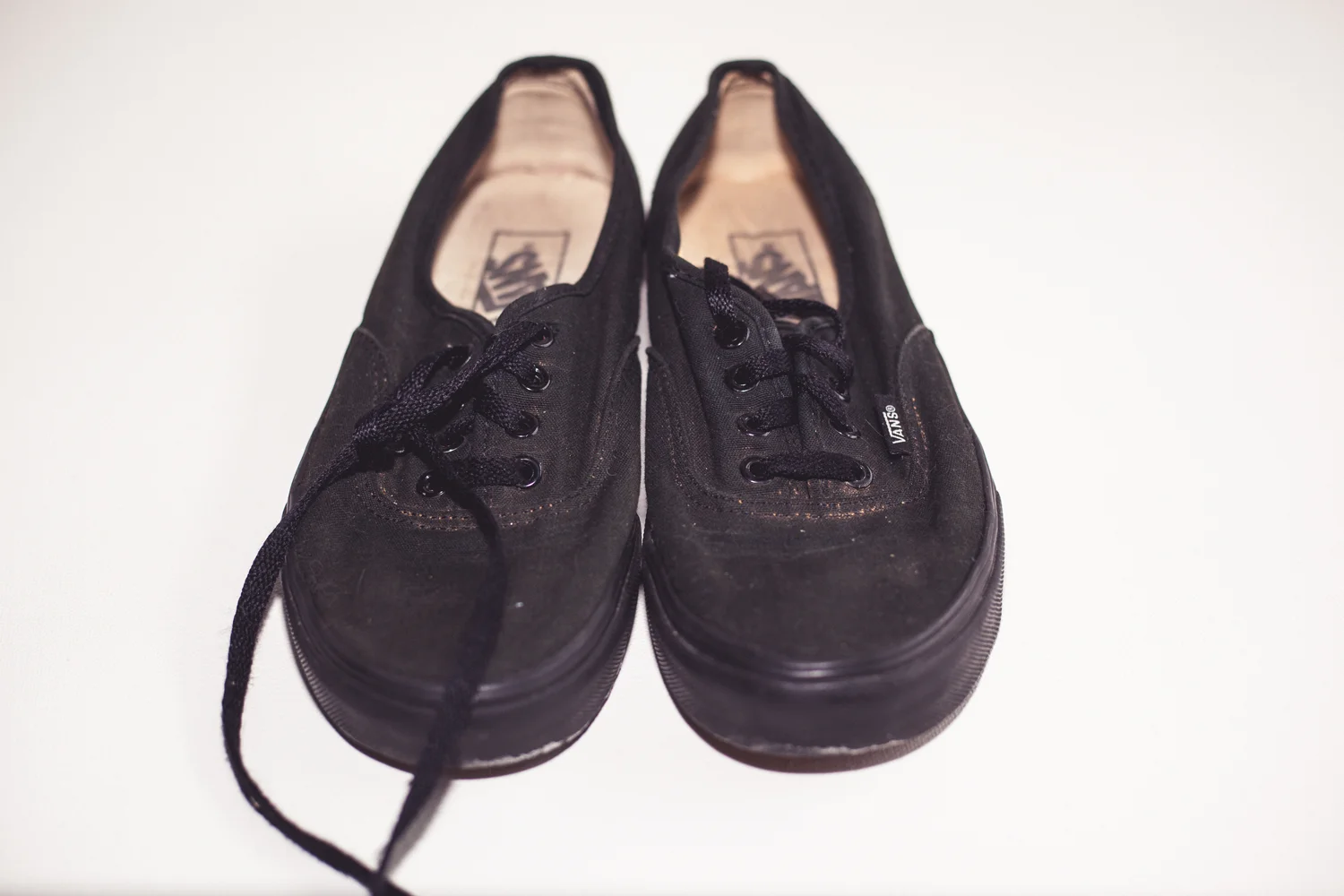 black-vans-3.jpg