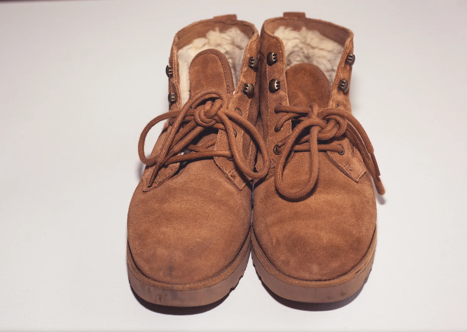 tan-ugs-3.jpg
