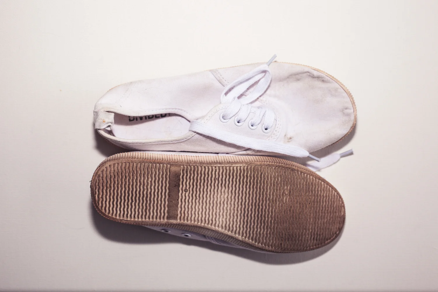 white-shoes-3.jpg