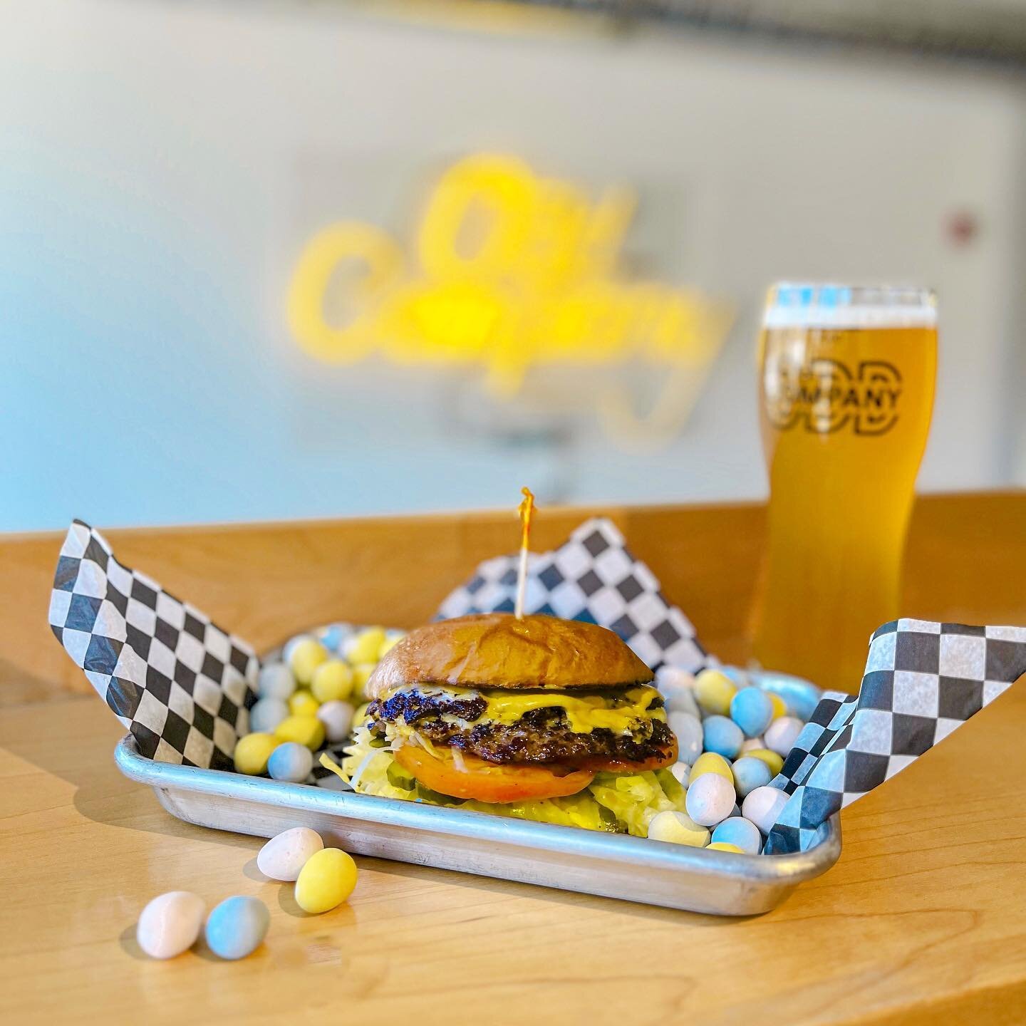 🐰 Serving up Easter Brunch ALL Long Weekend! 🐰

(And yes: a beer, burg, and 50 Mini Eggs classifies as &ldquo;Easter Brunch&rdquo;.)

📸 1: Single OCB Animal Burger with all the fixin&rsquo;s and a pint of Mandarina Sour - Oliver Location
📸 2: Bre