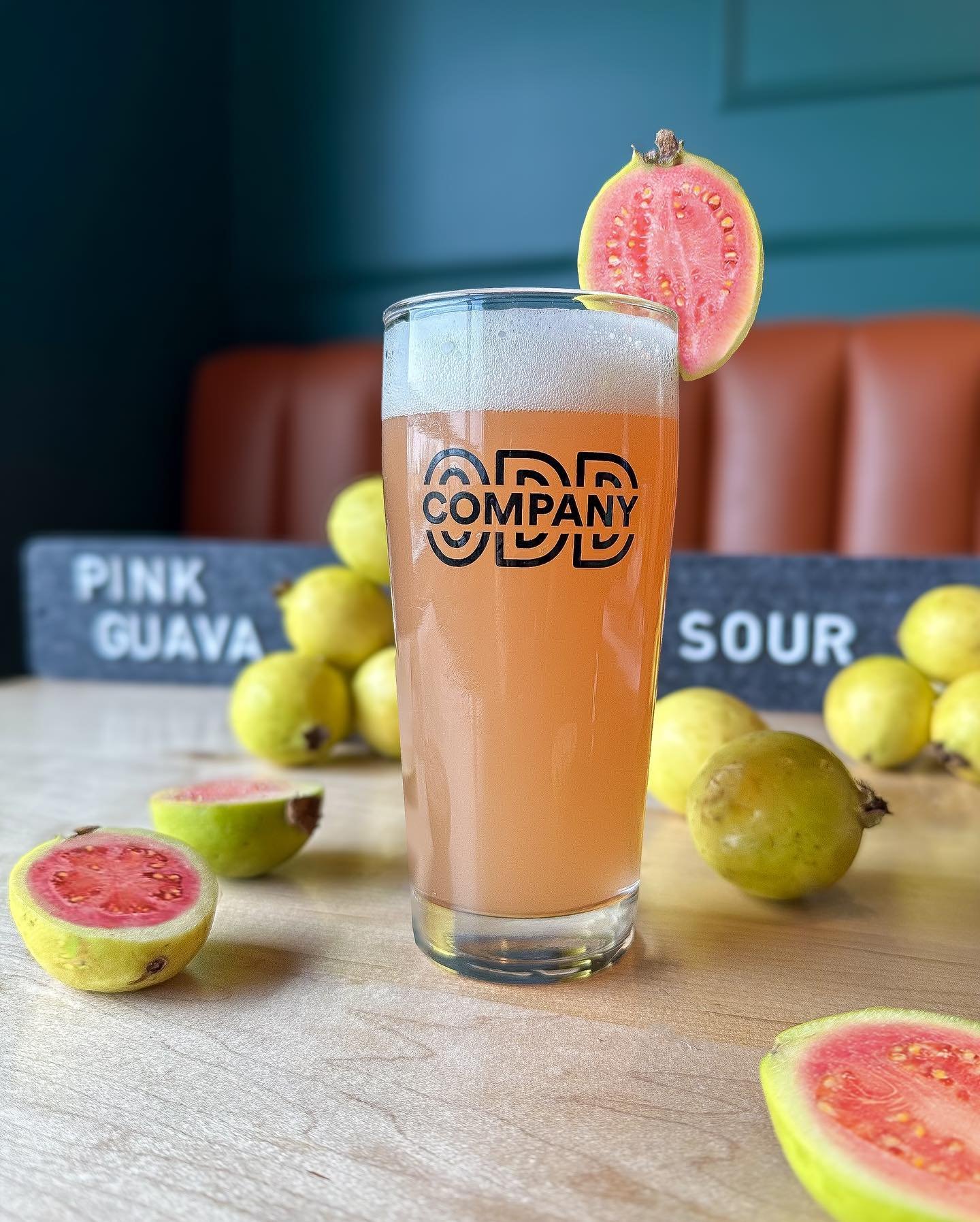 🍺🌺 Pink Guava Sour &bull; 5.8 ABV &bull; 250mL | 500mL | Howlers | Growlers | Both Locations 🌺🍺

G-wav&rsquo;a good time with our new Pink Guava Sour! 💃

Our newest brew is giving us island vibes; the vibrant pink guava flavour bursts with a hin