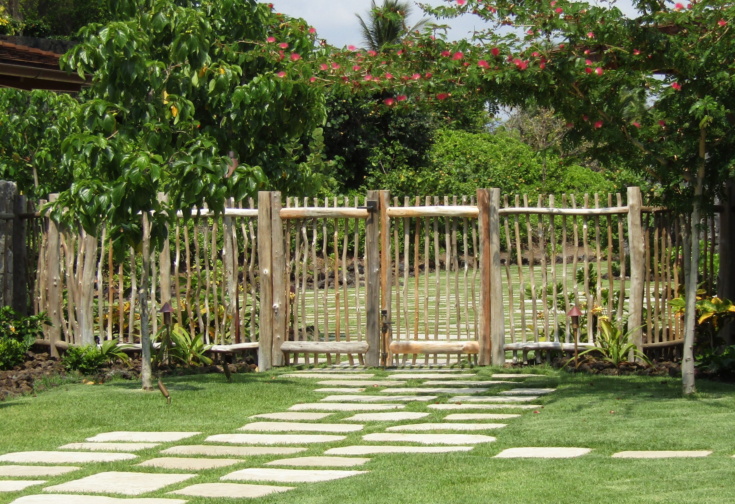 Ohia Fence & Gates