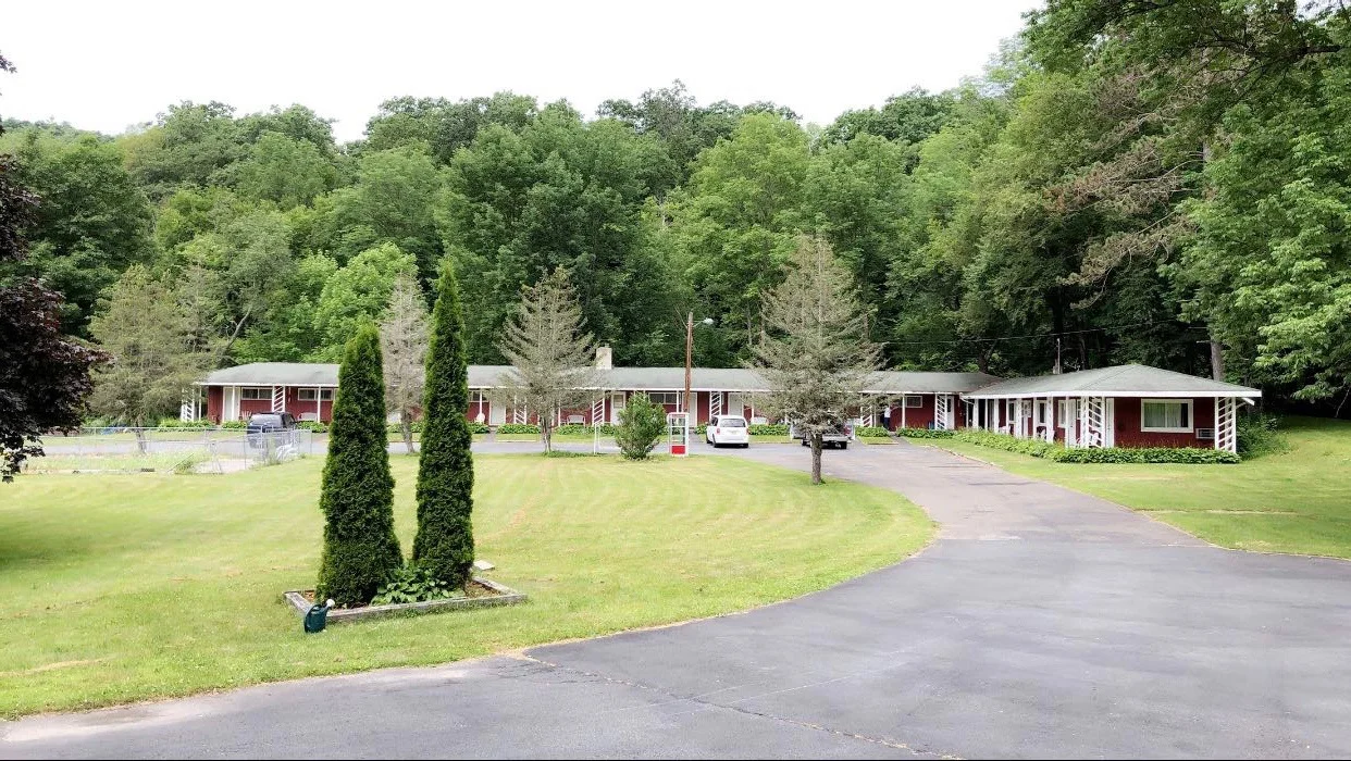 Lodging — ROSCOE, NY