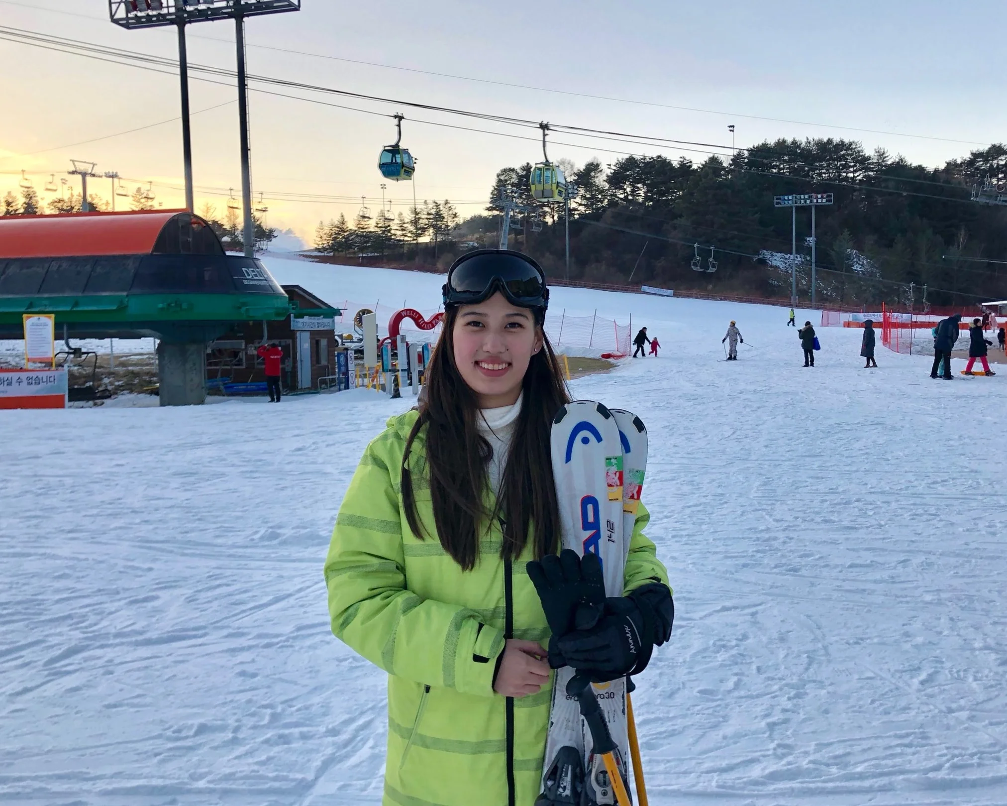 My First Time SKIING! (Dec. 24, 2018) - My Korea Trip