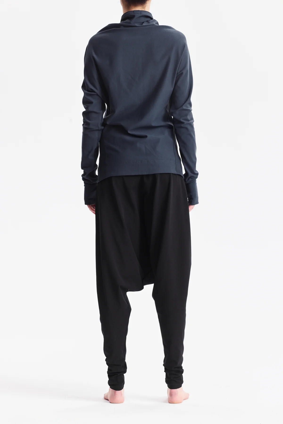 aryasense-muted-blue-yoga-zipper-jacket-2