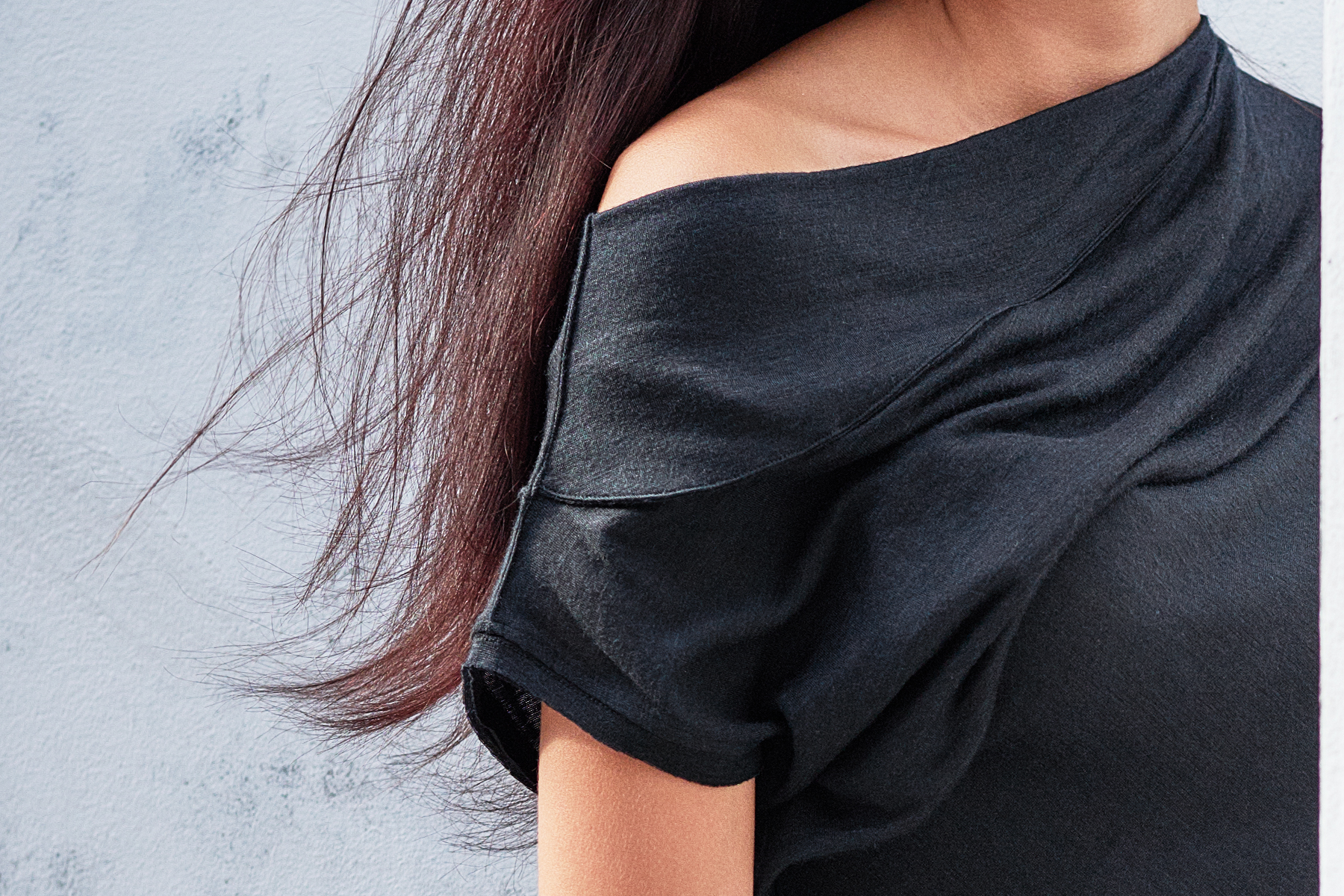 aryasense-short-sleeved-black-off-shoulder-top-6