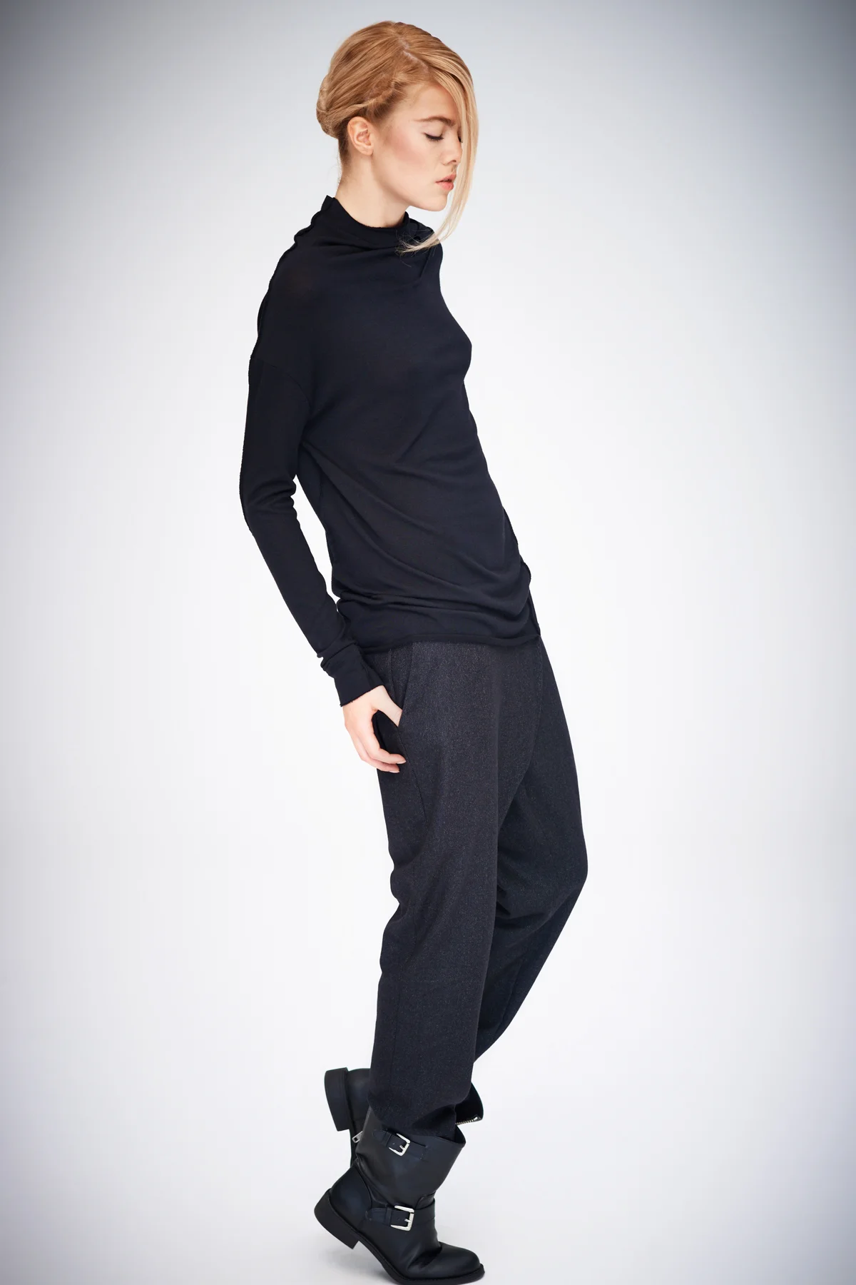aryasense-long-sleeved-minimalist-top-4