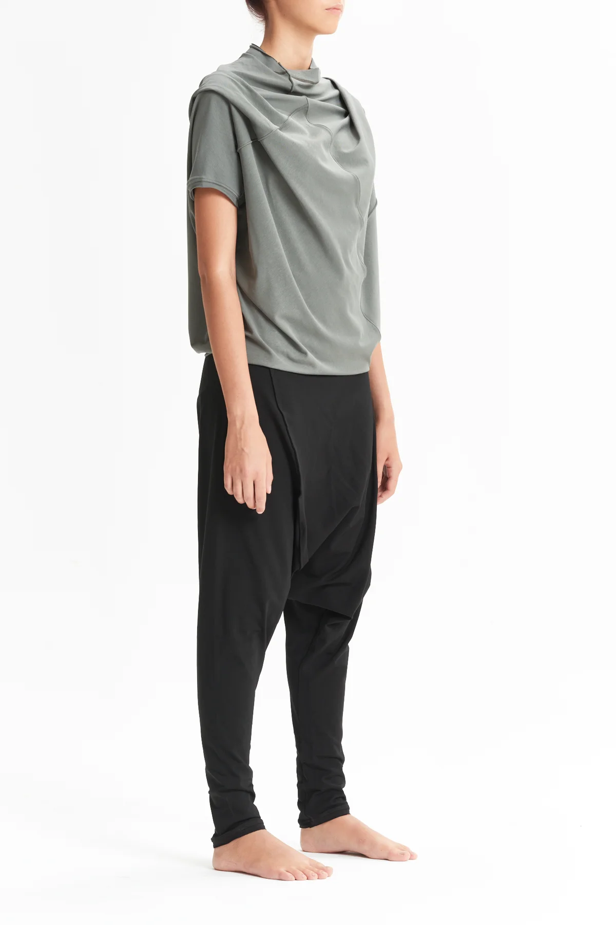 aryasense-short-sleeved-green-cotton-top-2