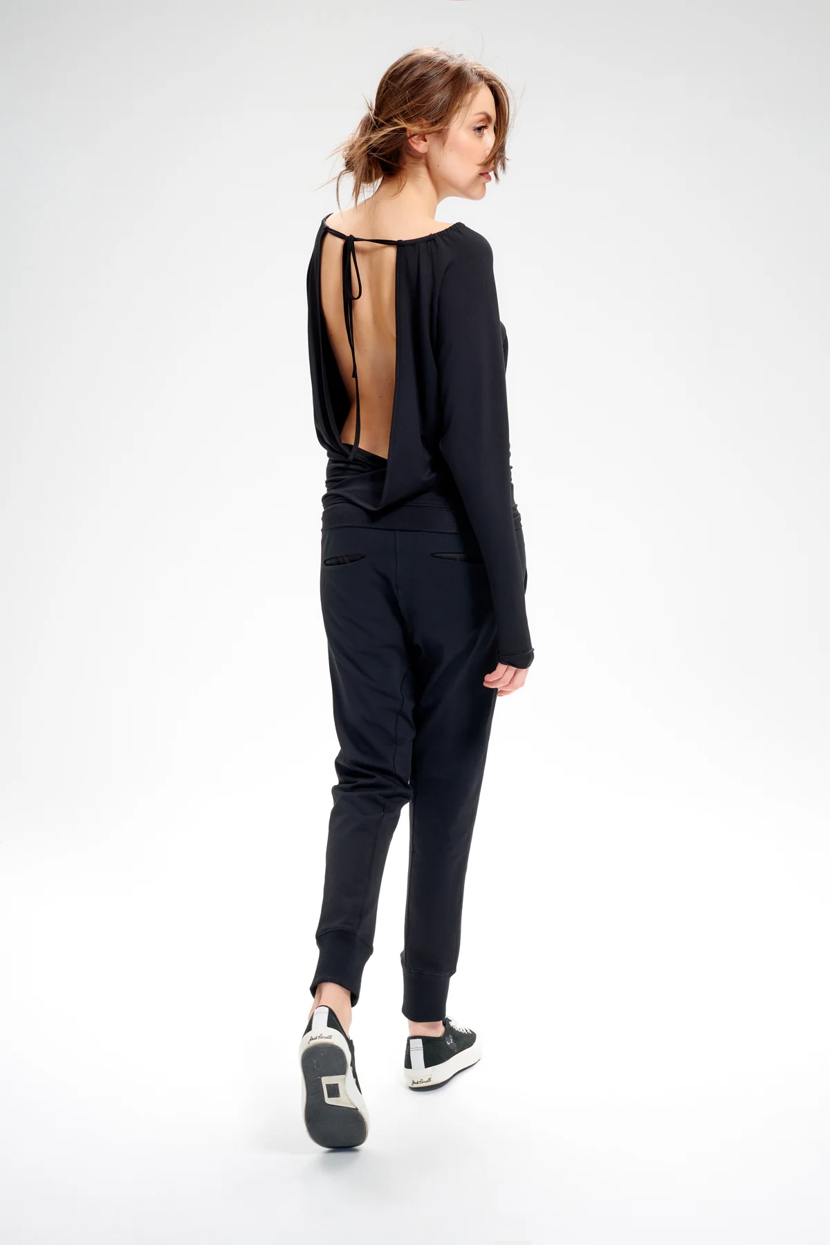 aryasense-black-openback-blouse-5