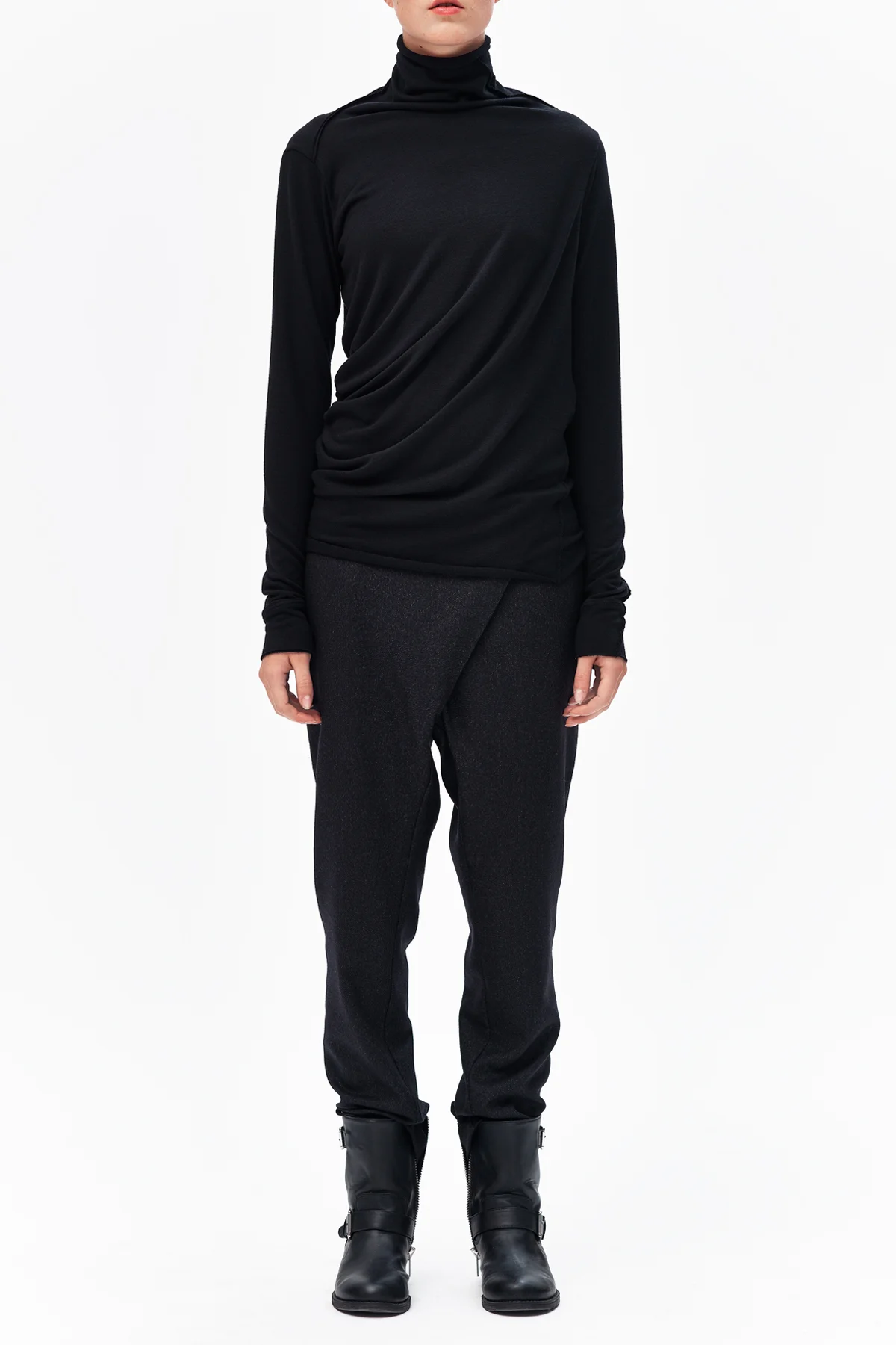 aryasense-black-drape-turtleneck-1