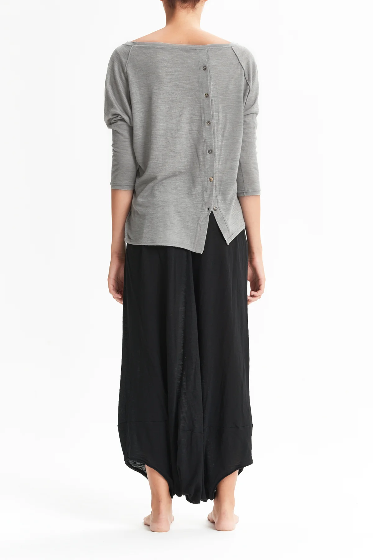 grey-elegant-blouse-with-buttons-3
