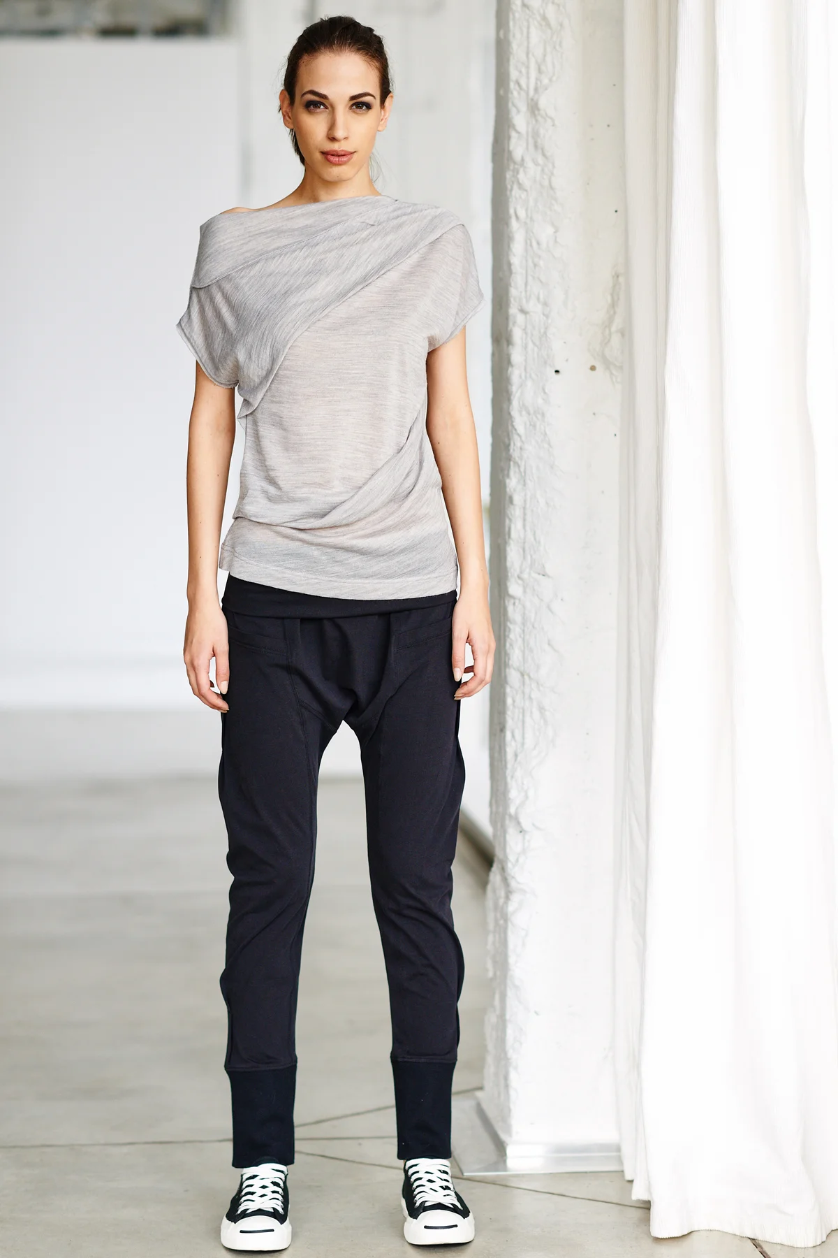 BLACK DROP CROTCH YOGA PANTS — AryaSense