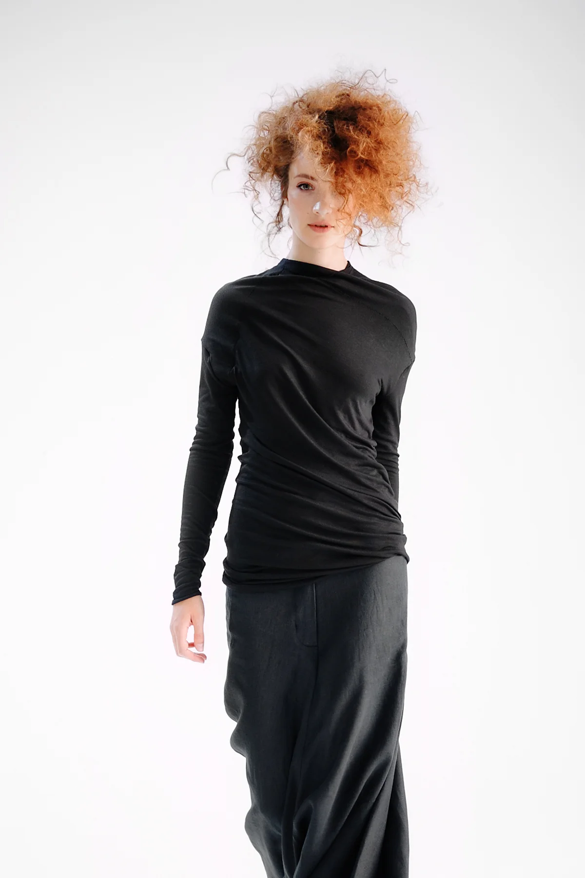 aryasense-twisted-black-blouse-4