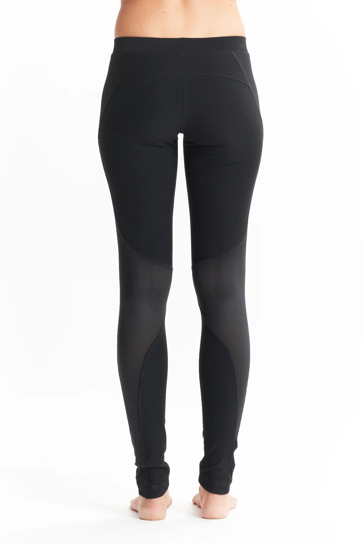 BLACK LEGGINGS WITH BACK MESH PANELS 