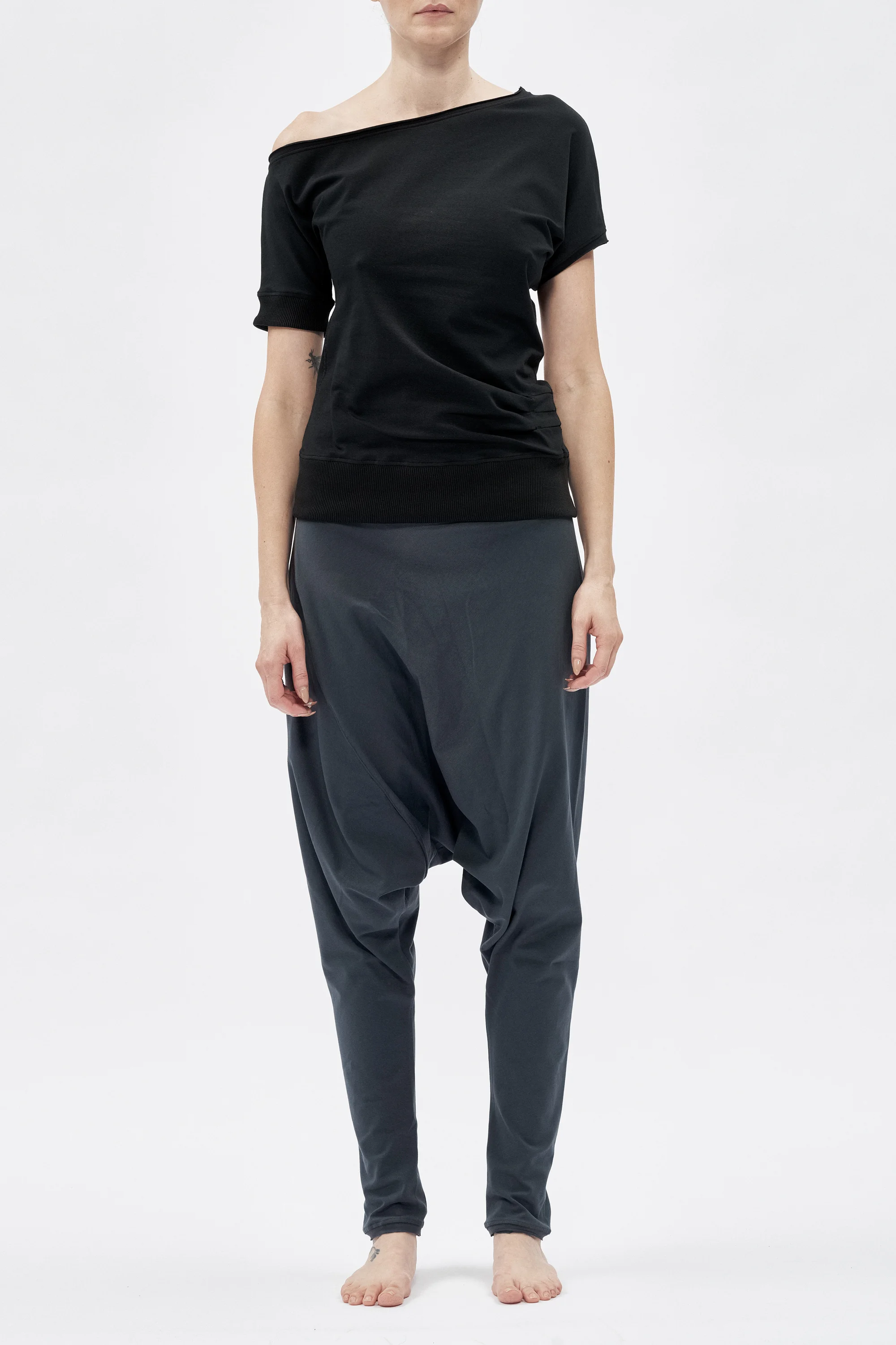 aryasense-black-boatneck-blouse-1