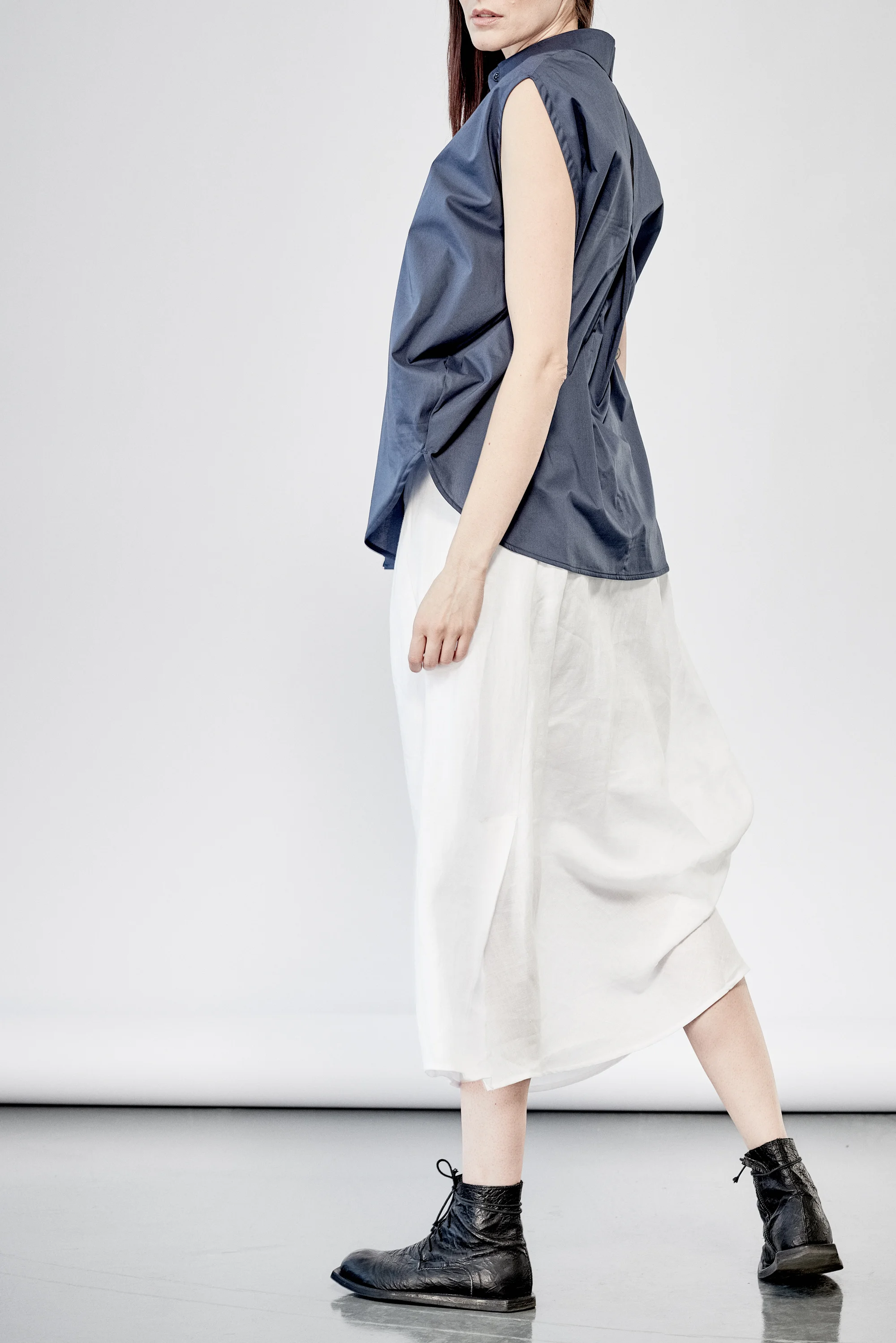 aryasense-white-drape-linen-urban-skirt-7