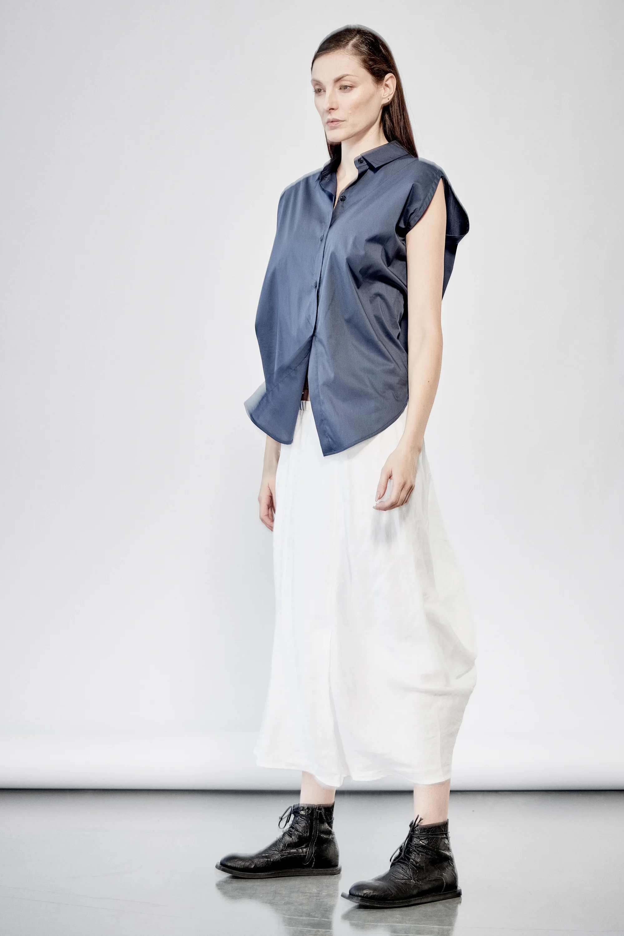 aryasense-white-drape-linen-urban-skirt-8