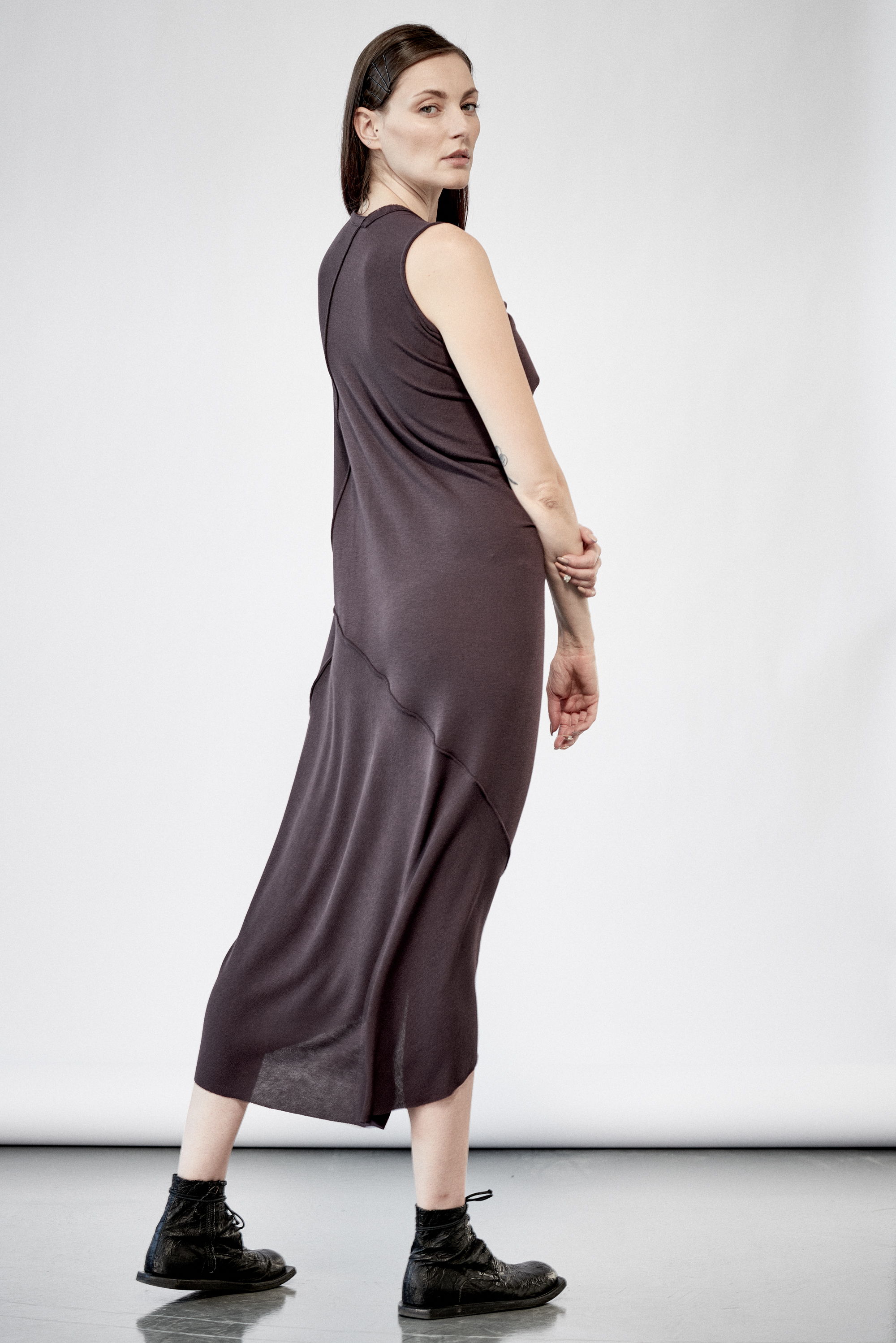aryasense-bordo-drape-dress-6