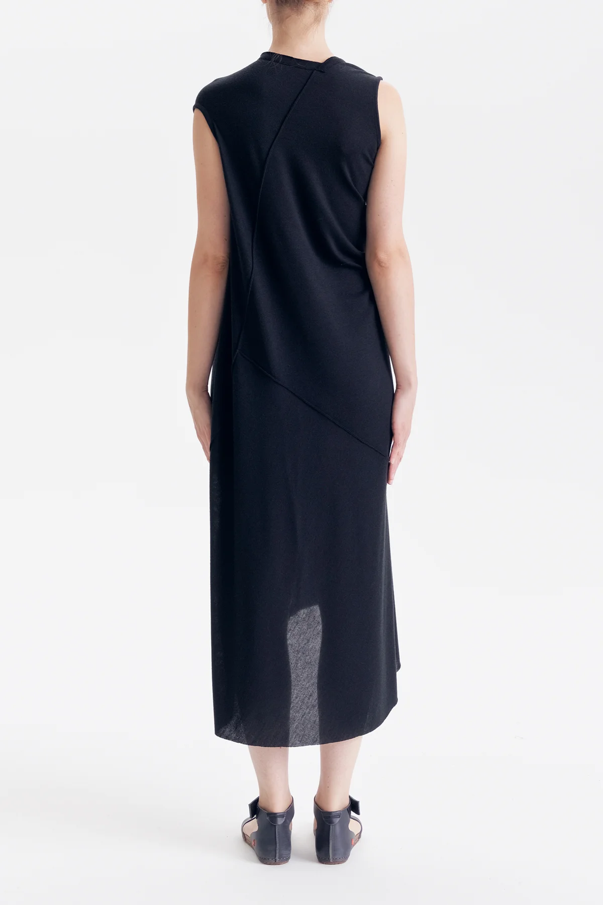 aryasense-black-drape-dress-3