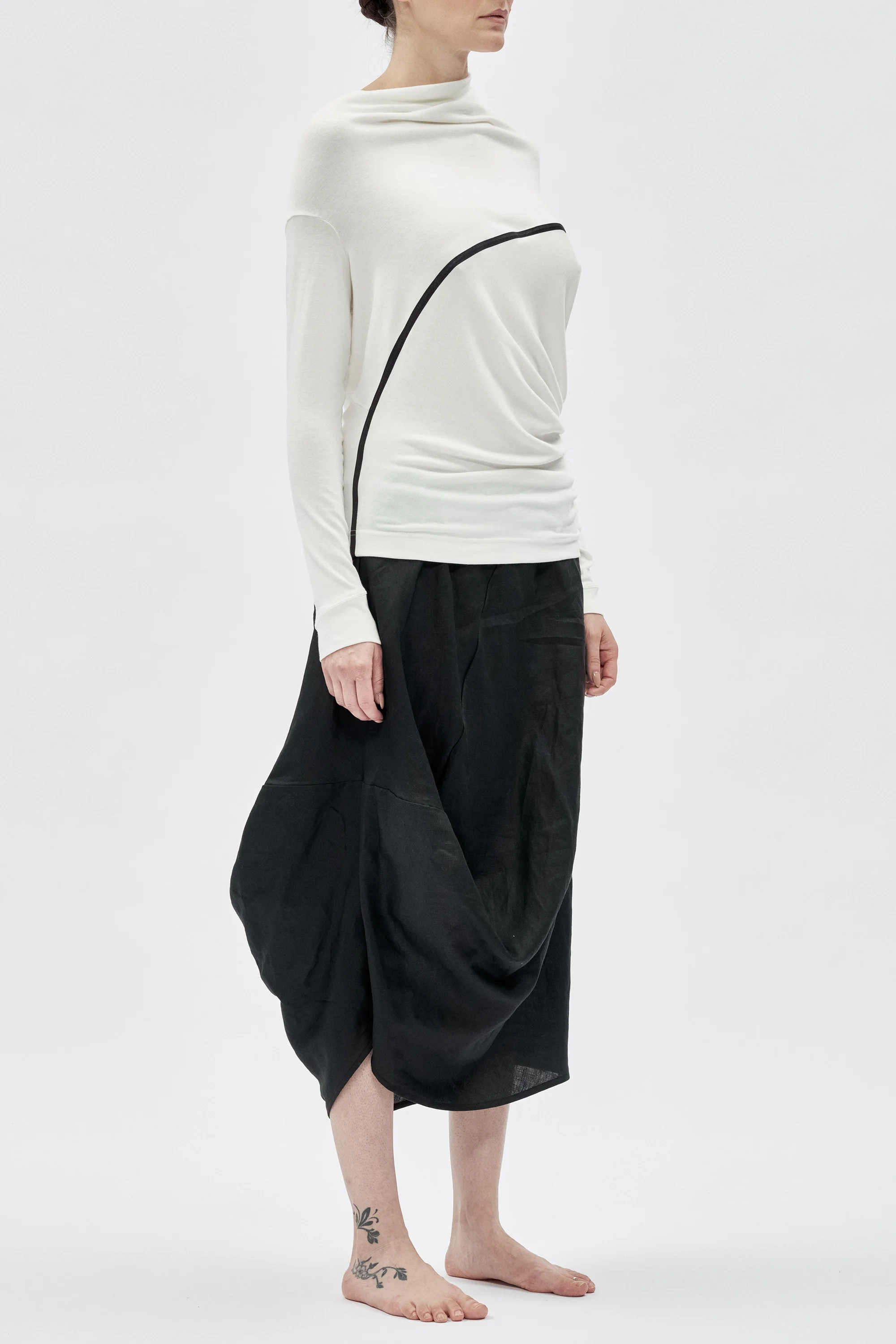 aryasense-longsleeved-white-reversible-blouse-5