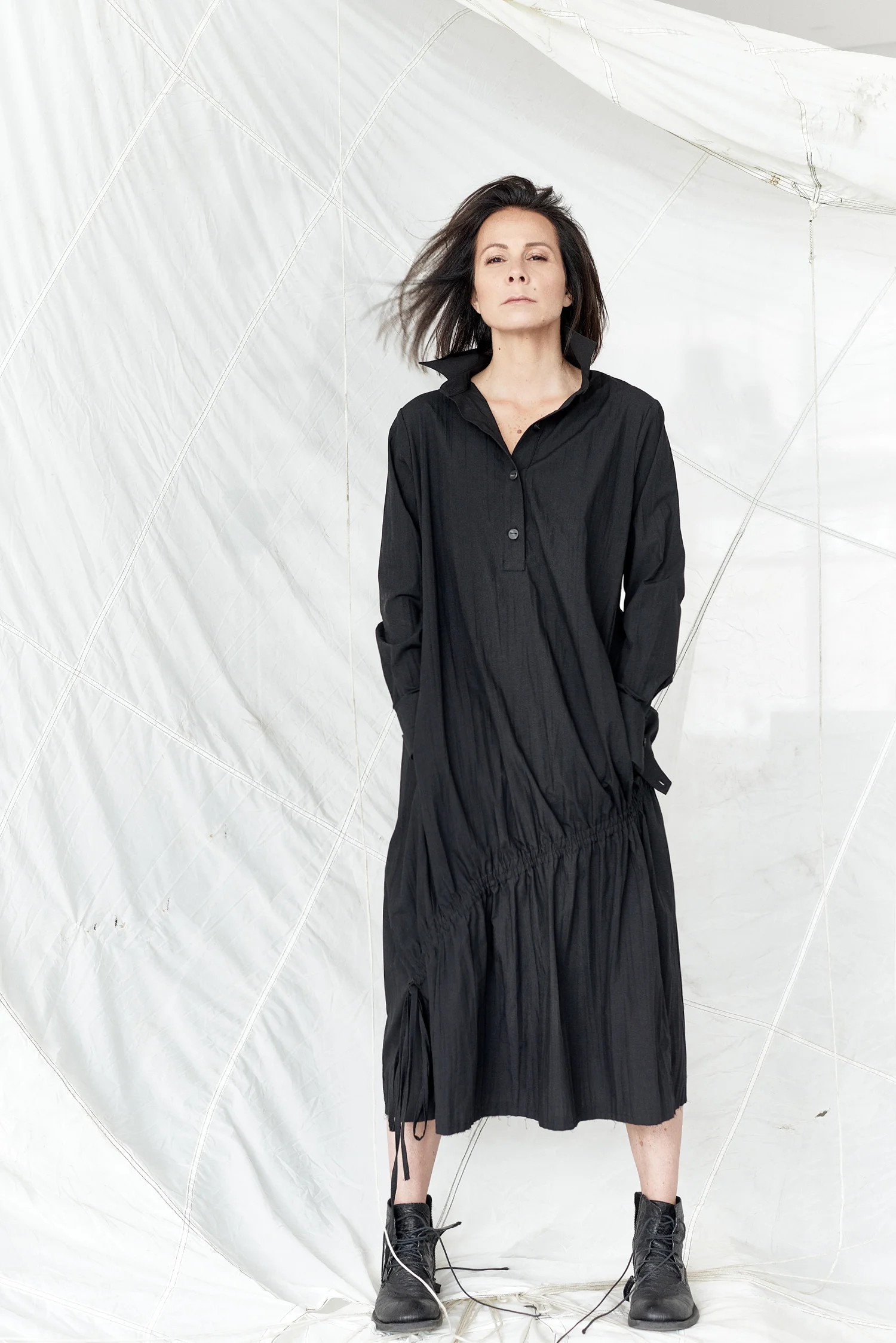 1DressBondBlack.jpg