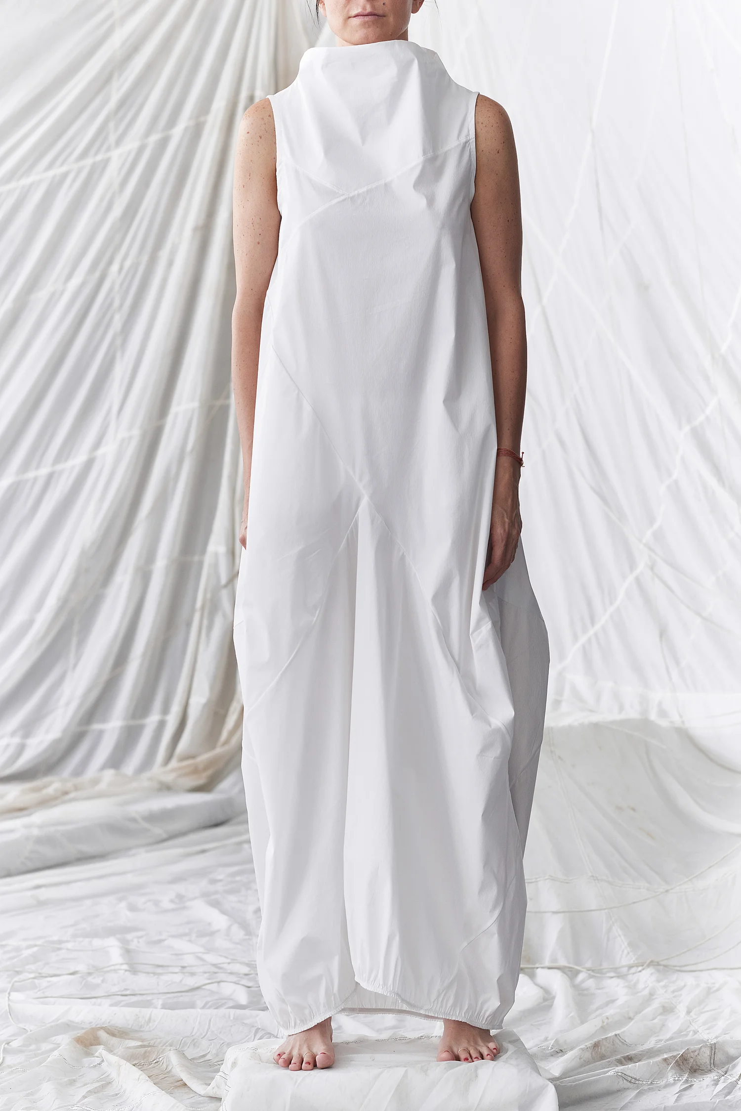 DressMegaWhiteF.jpg