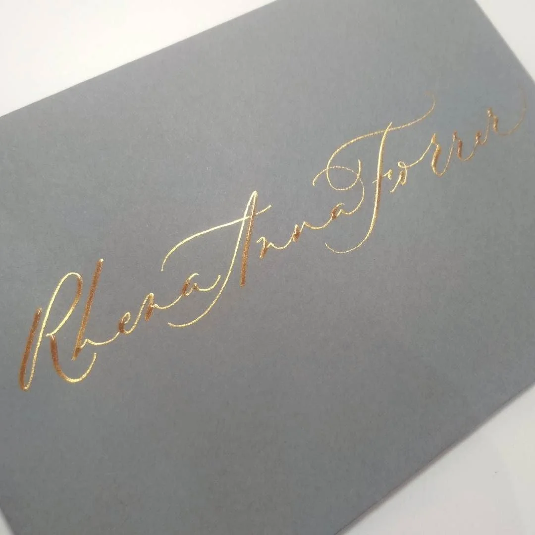 modern-placecards-gold2.jpg