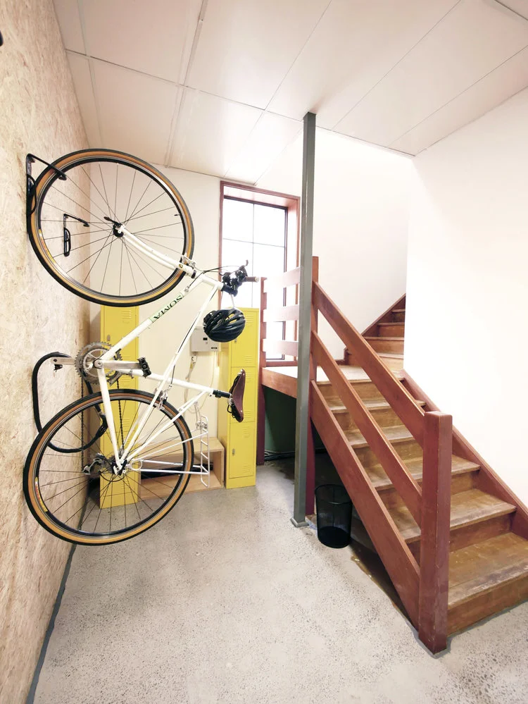 upload-uptop-stairs.jpg