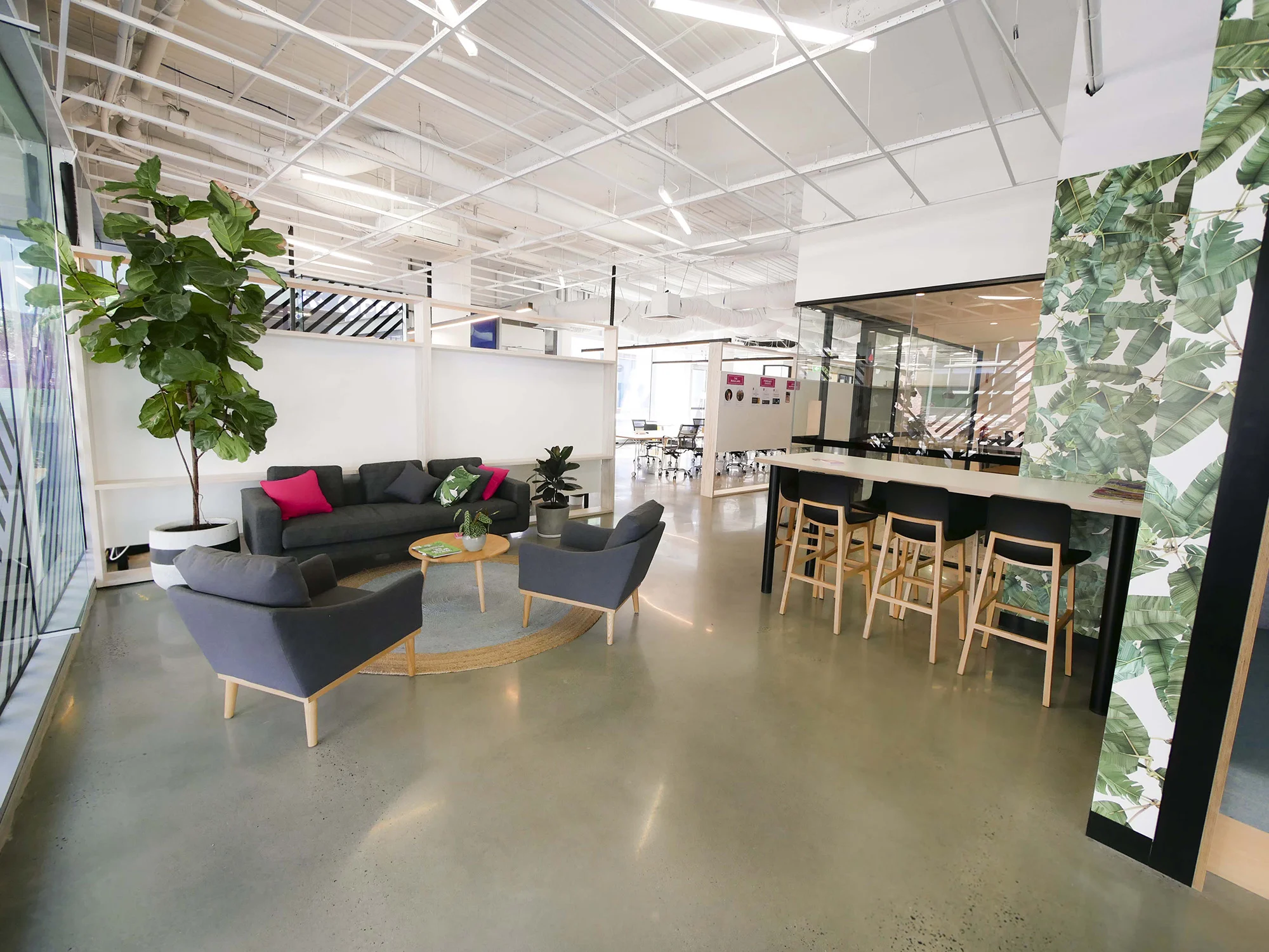 upload-project-iw-lounge.jpg