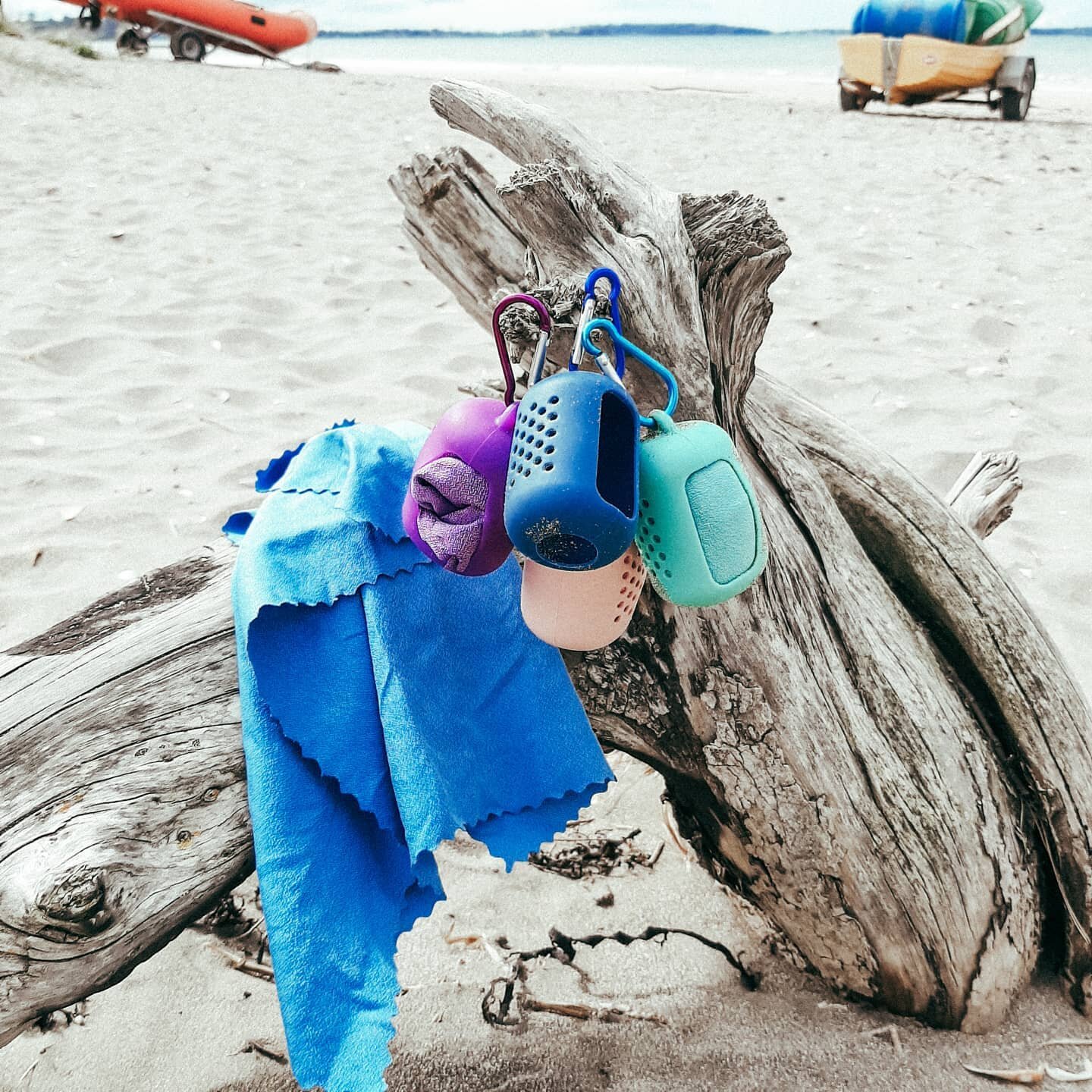 Got the whole crew. Which one is your favorite? 

- cant choose? Get them all
- one for each look
- link in the bio
- limited stock

#kolalulfe @kolalulife
#towelbuddy #darkbluetowel #pinktowel #purpletowel #lightbluetowel #walkinthepark🍃 #activelif