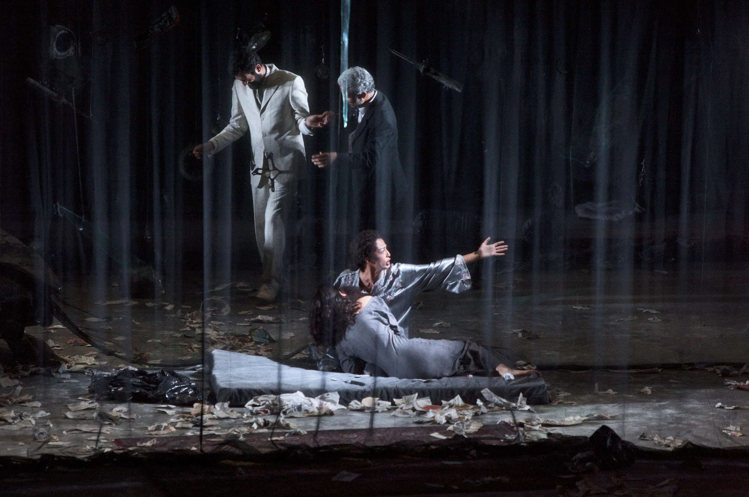 Romeo and Juliet (21 of 34).jpg