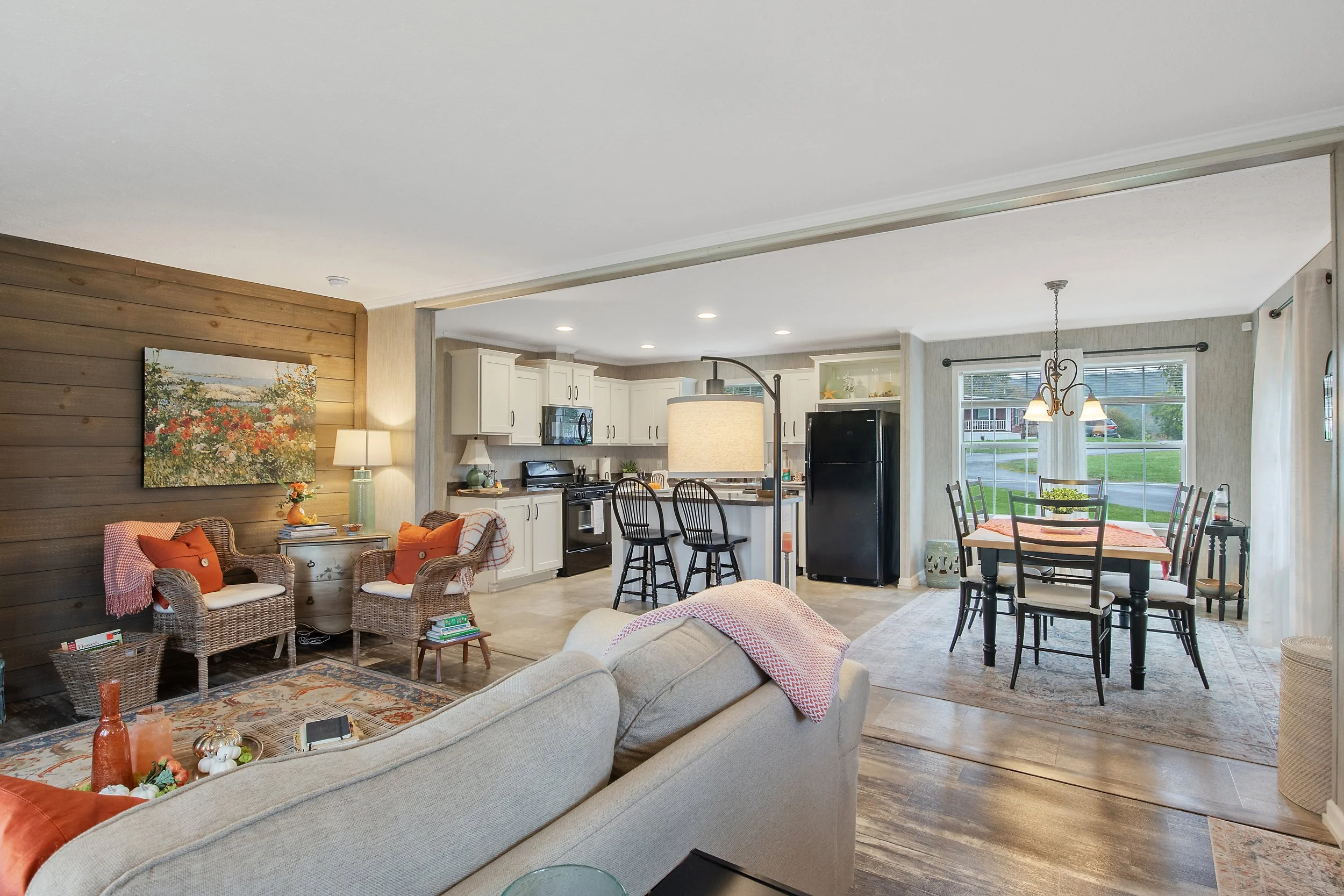 5_05 - 5600 shute rd.jpg